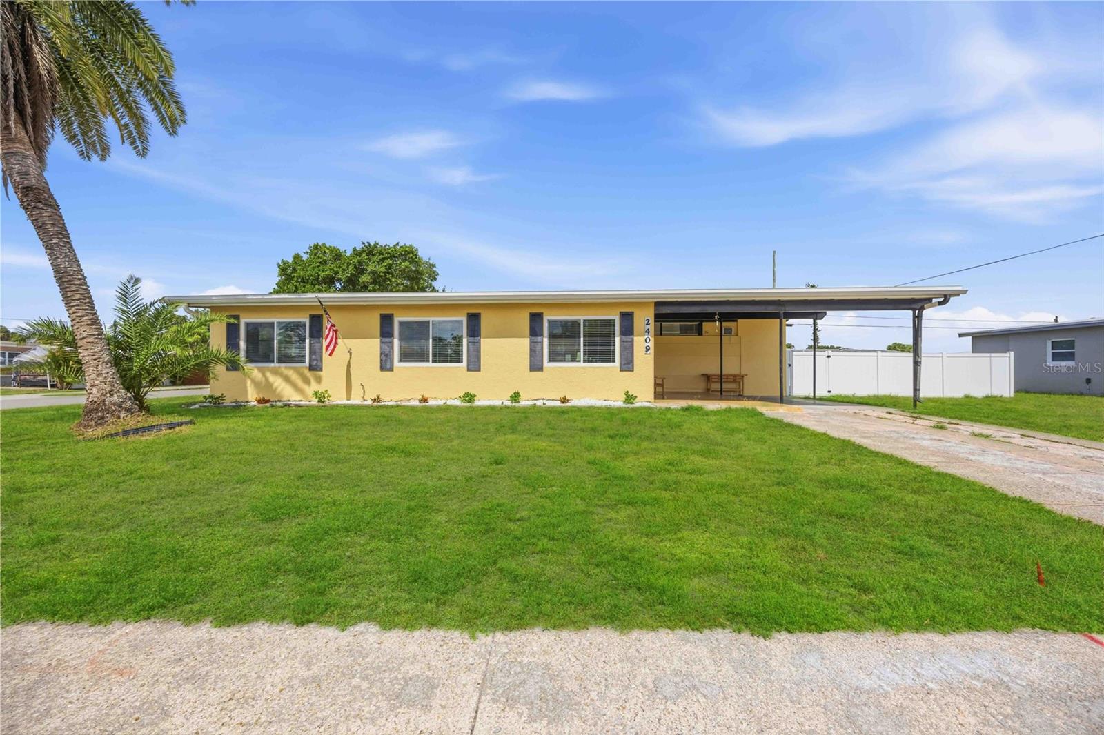 2409 Ednor St Property Photo 2