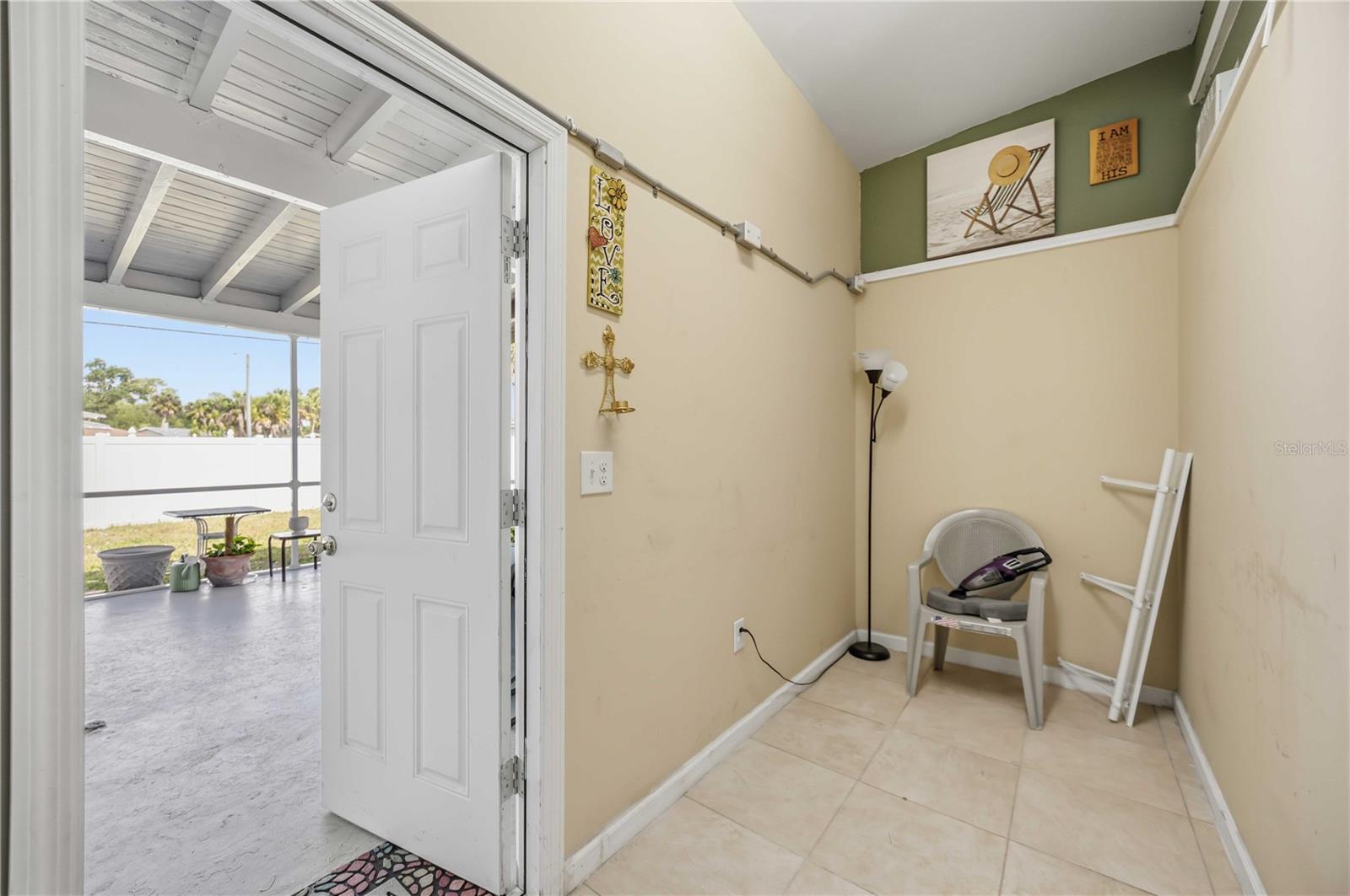 2409 Ednor St Property Photo 20