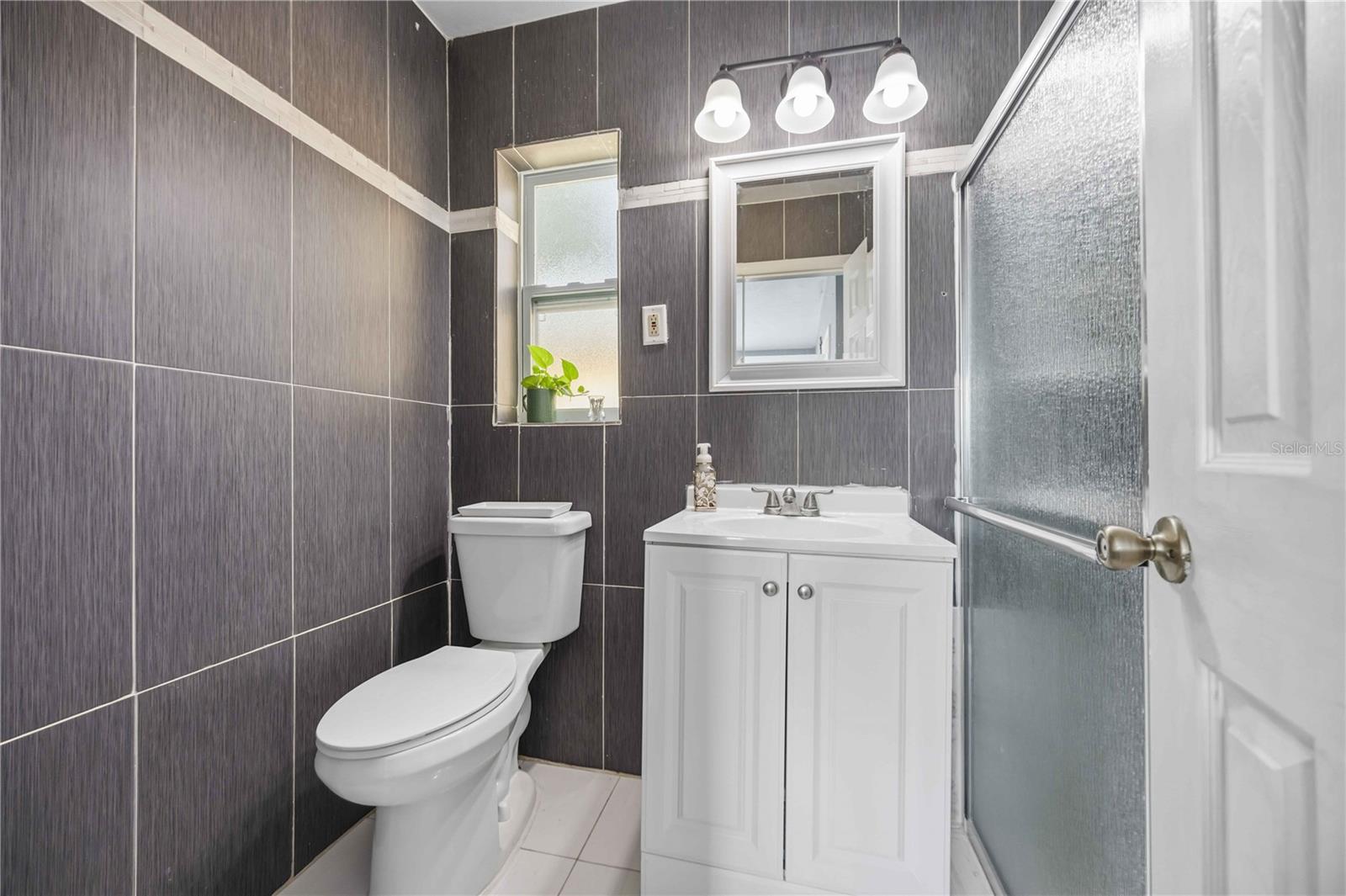 2409 Ednor St Property Photo 35