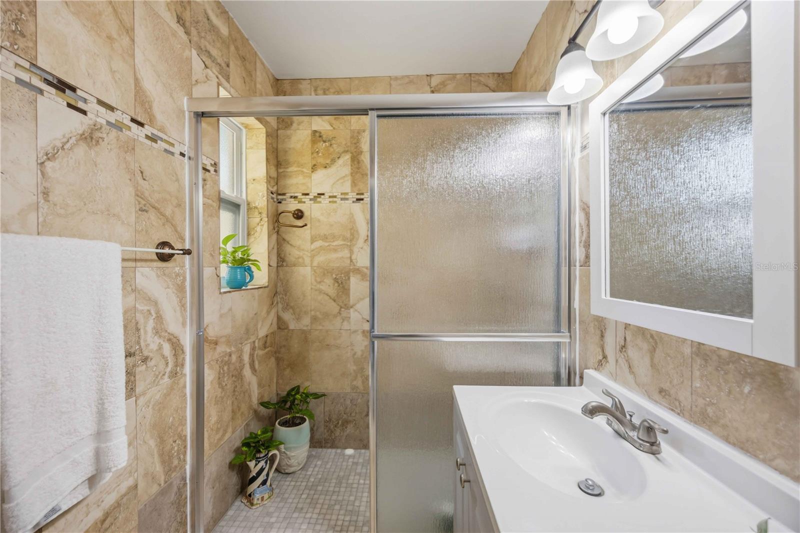 2409 Ednor St Property Photo 38