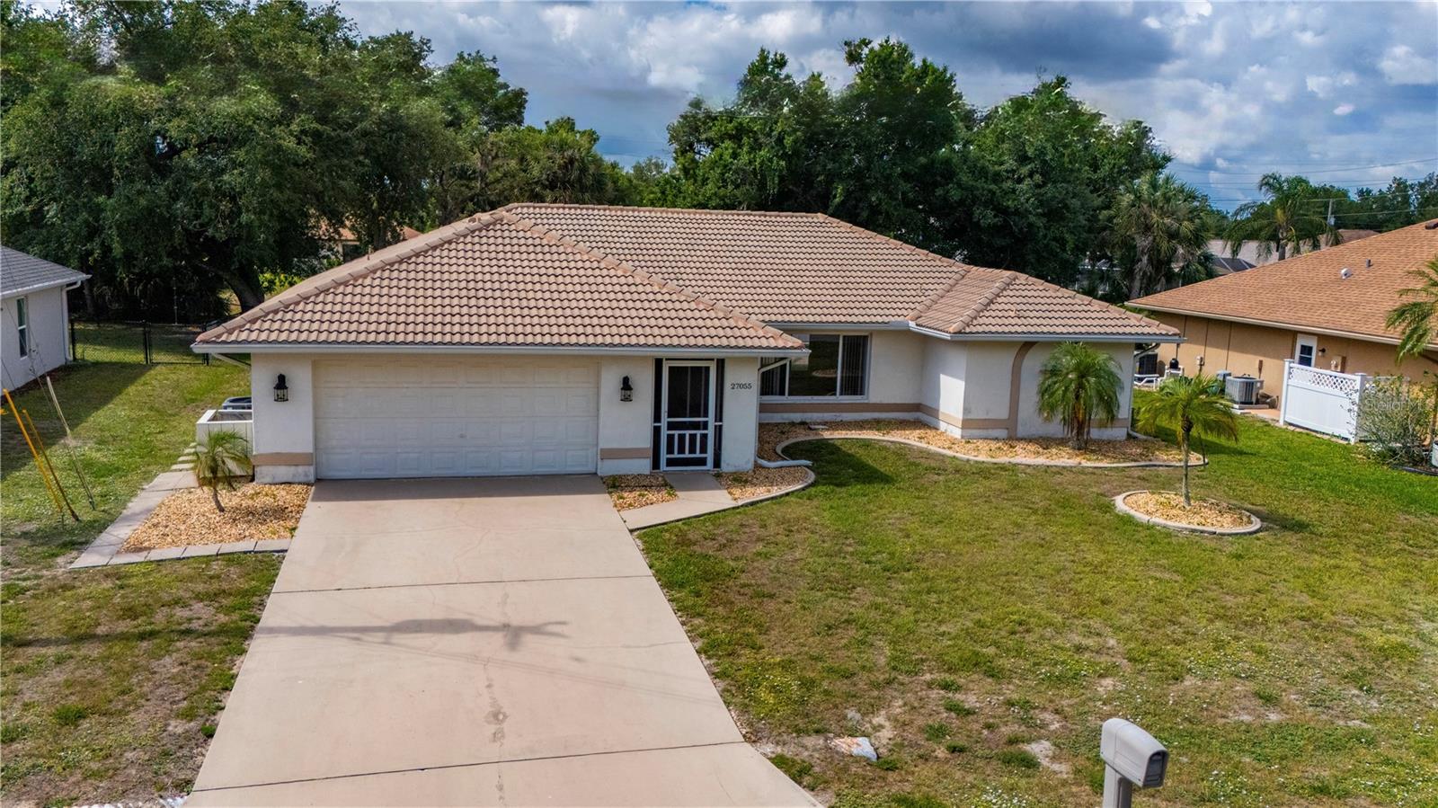 27055 Chile Dr Property Photo 13