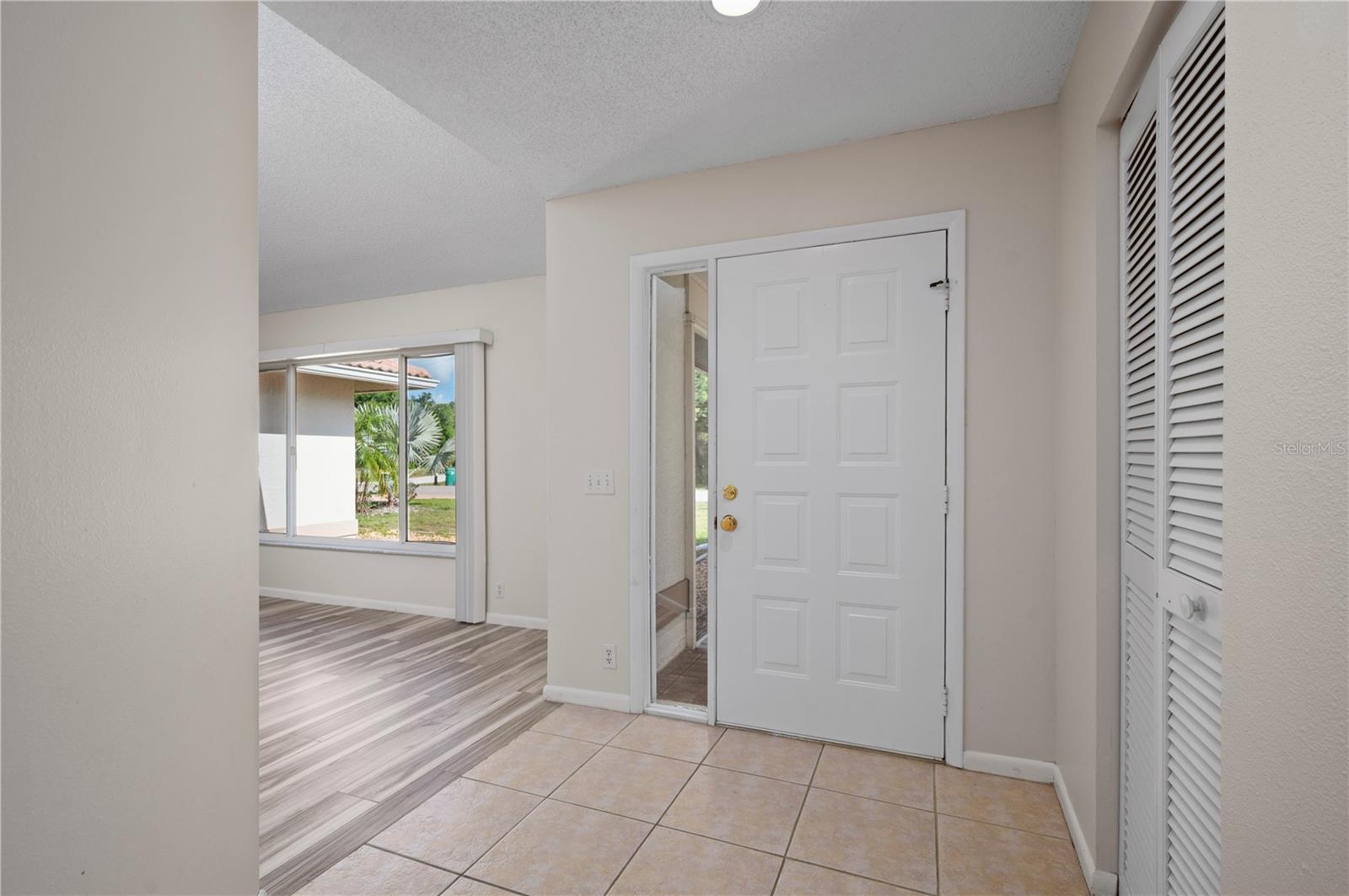 27055 Chile Dr Property Photo 15