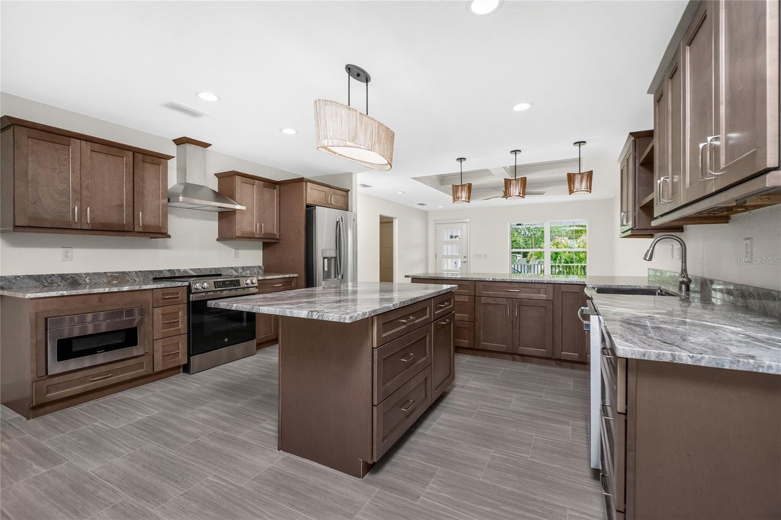 323 Boca Grande Blvd Property Photo 13