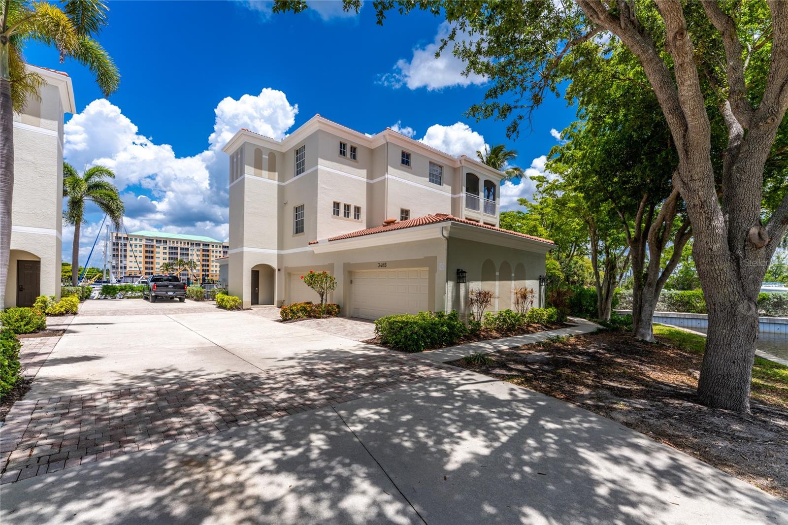 3485 SUNSET KEY CIR #101 Property Photo 1