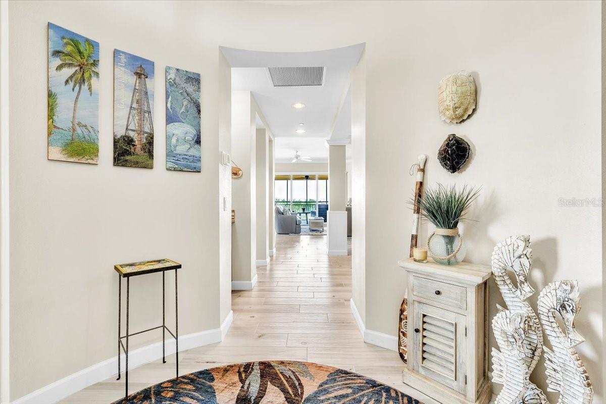 8560 Amberjack Cir #301 Property Photo 6