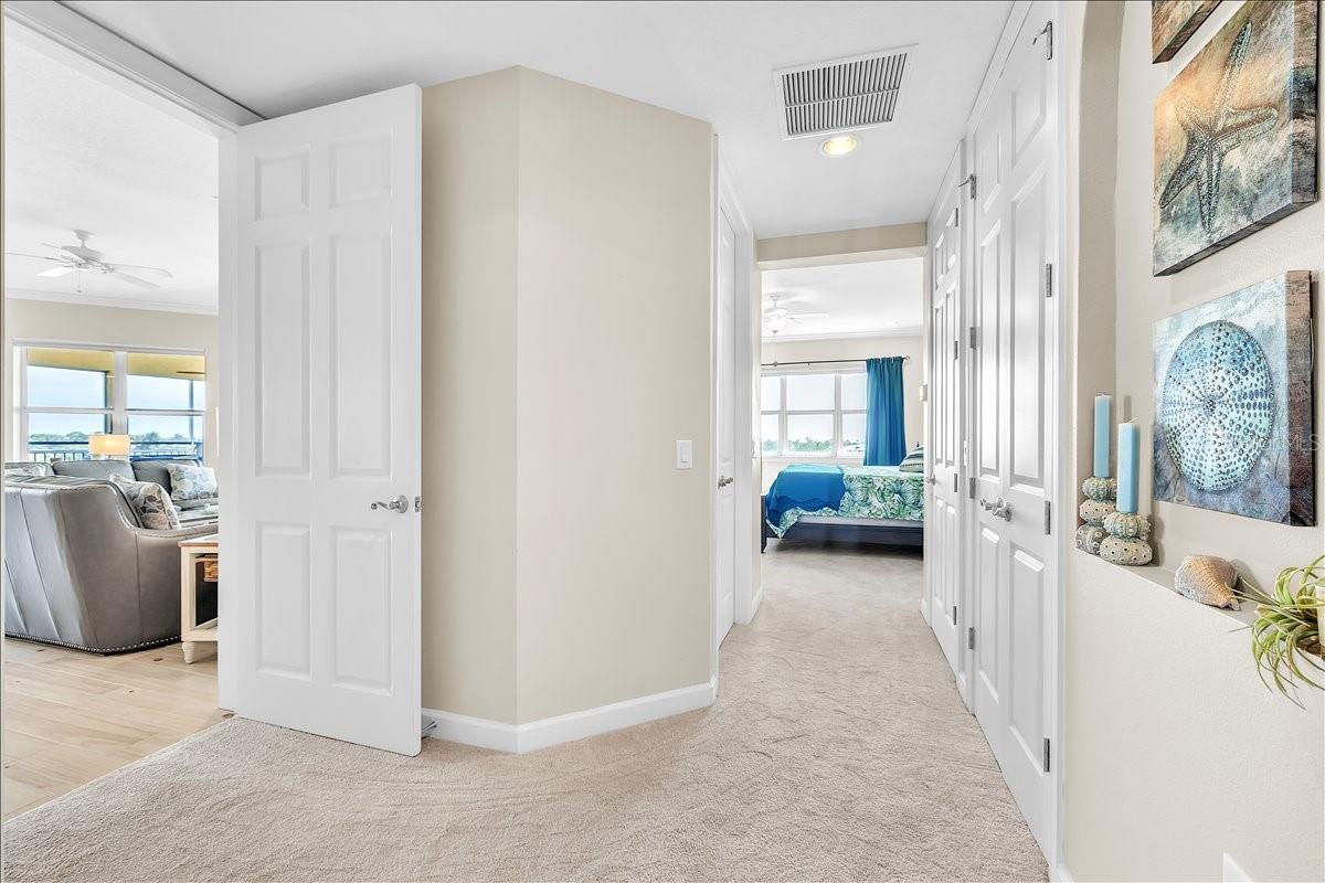 8560 Amberjack Cir #301 Property Photo 22