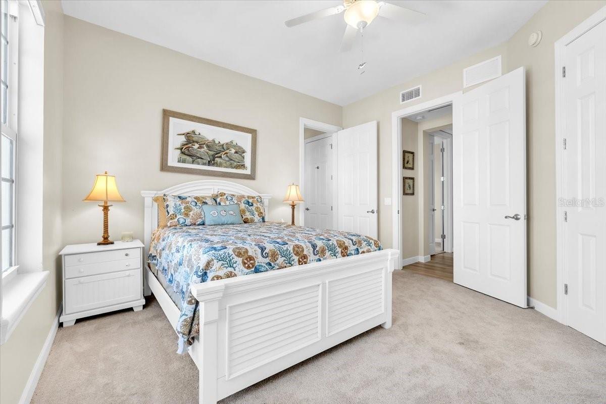 8560 Amberjack Cir #301 Property Photo 33