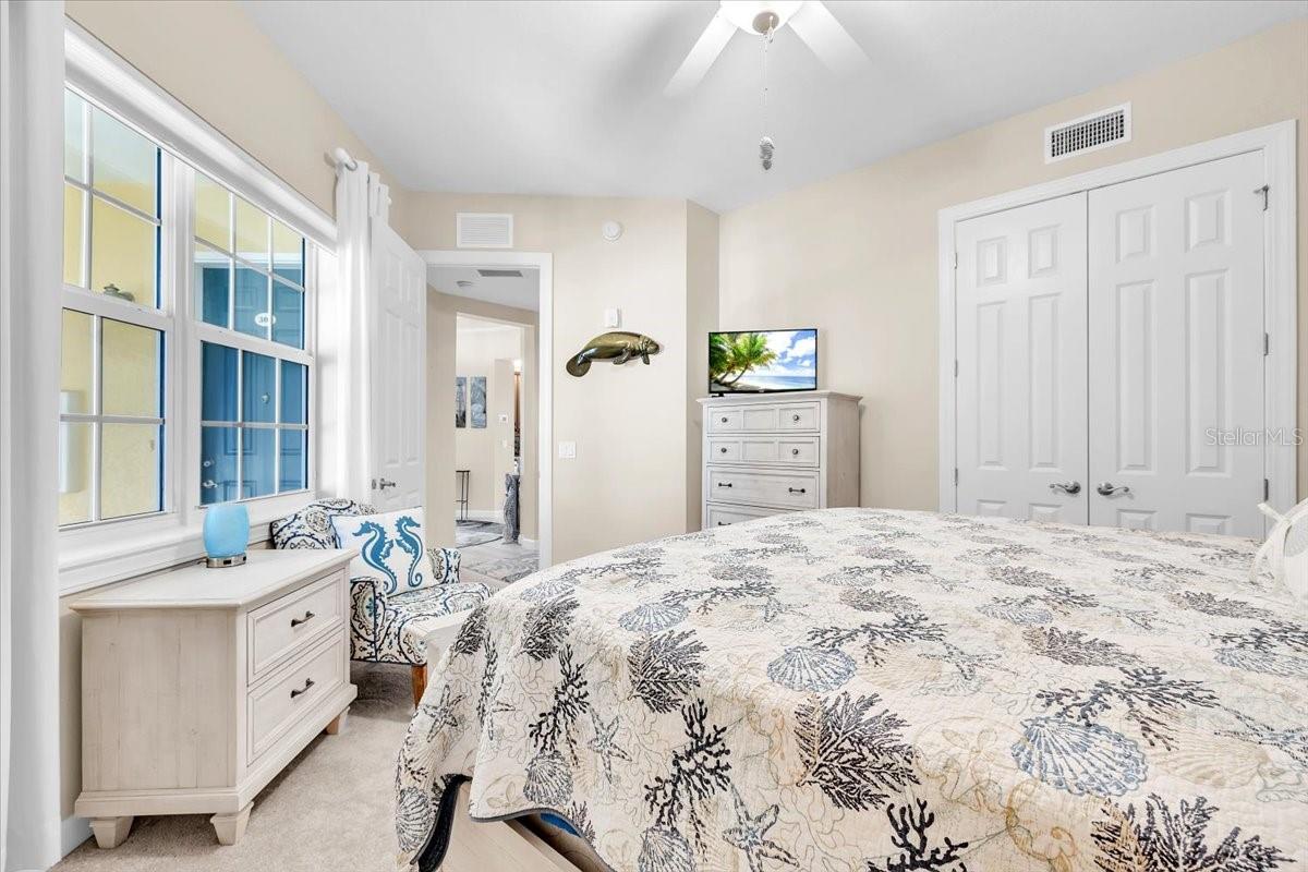 8560 Amberjack Cir #301 Property Photo 35