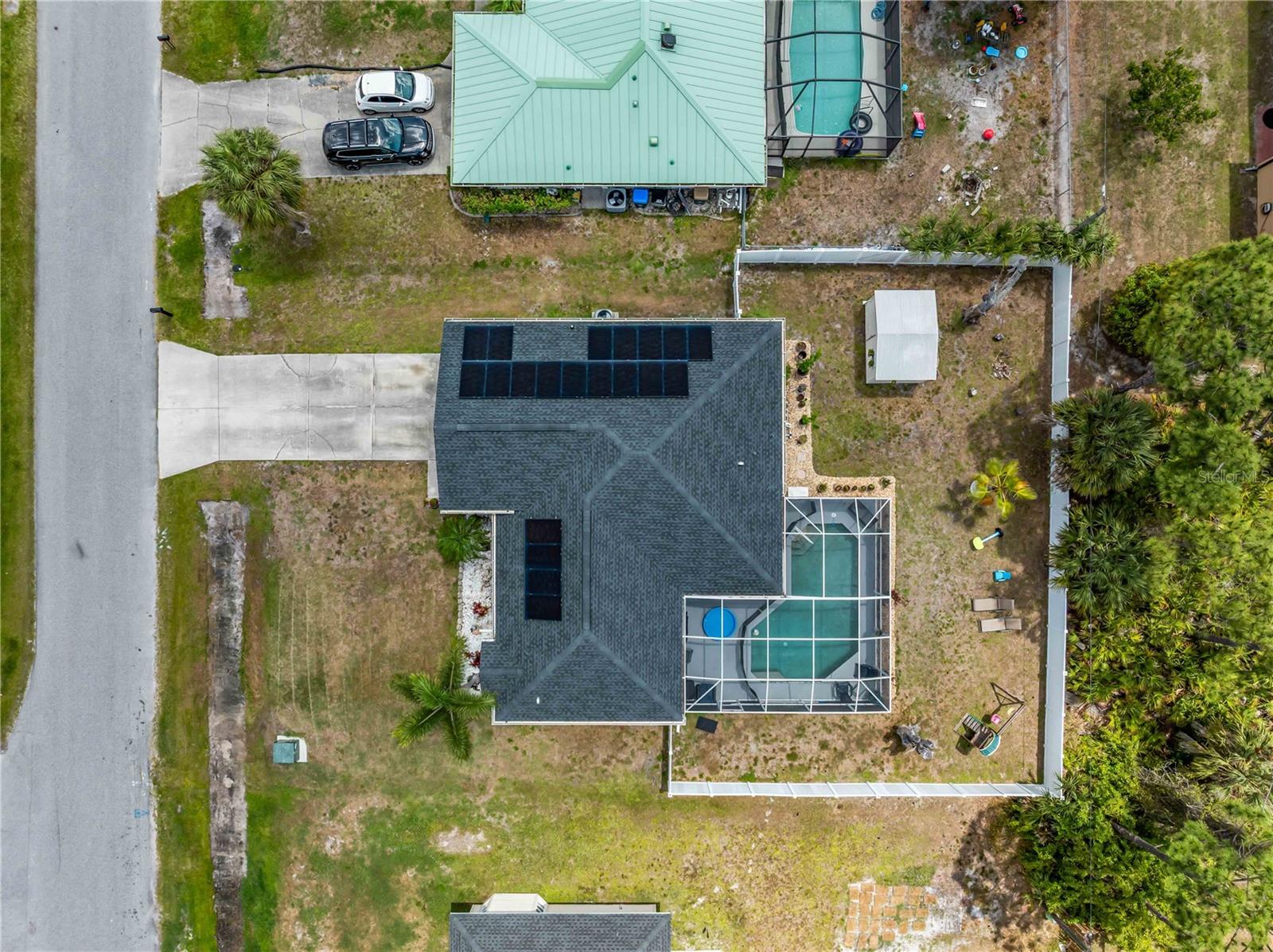 1729 Milan St Property Photo 3