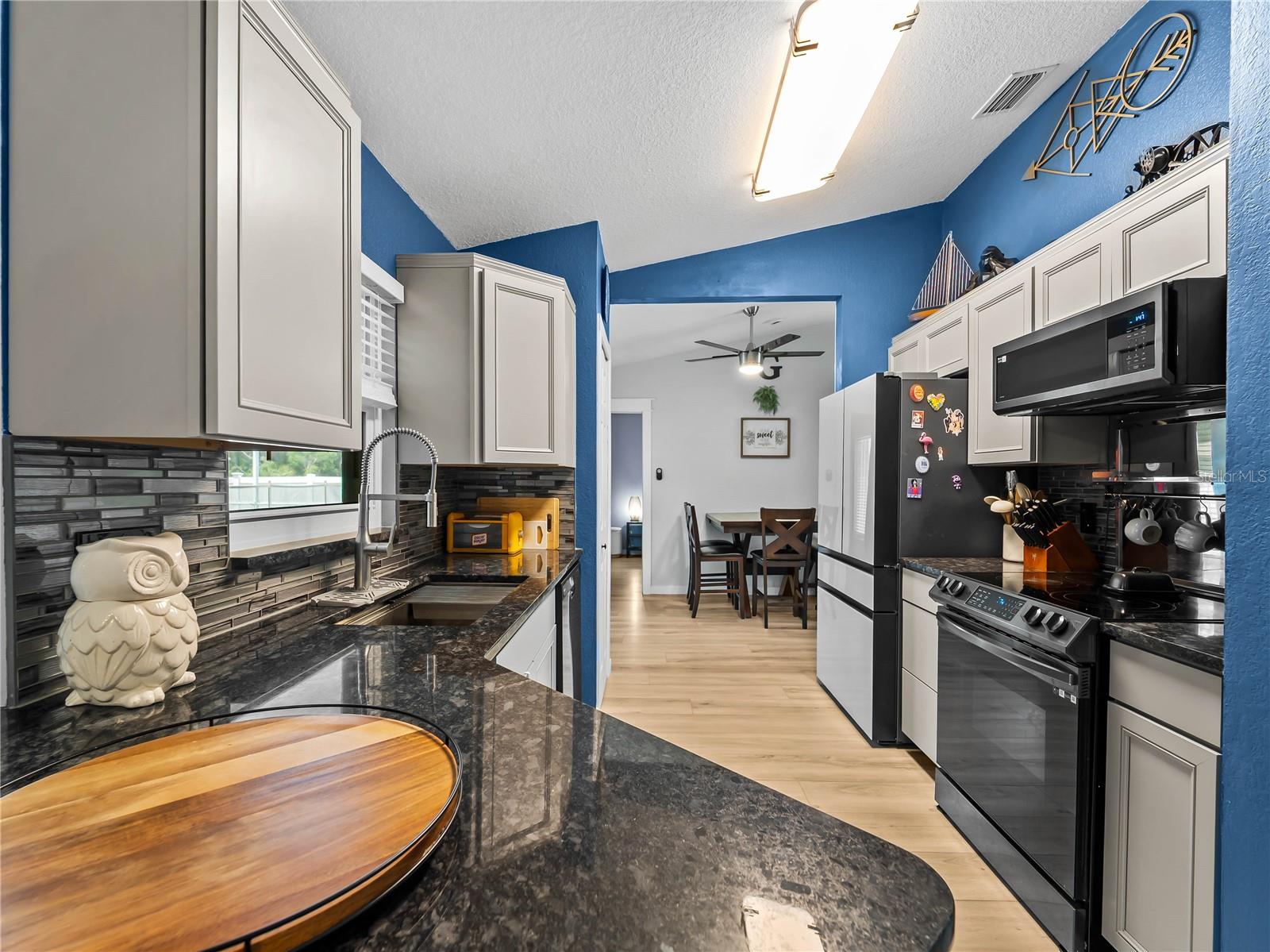 1729 Milan St Property Photo 11