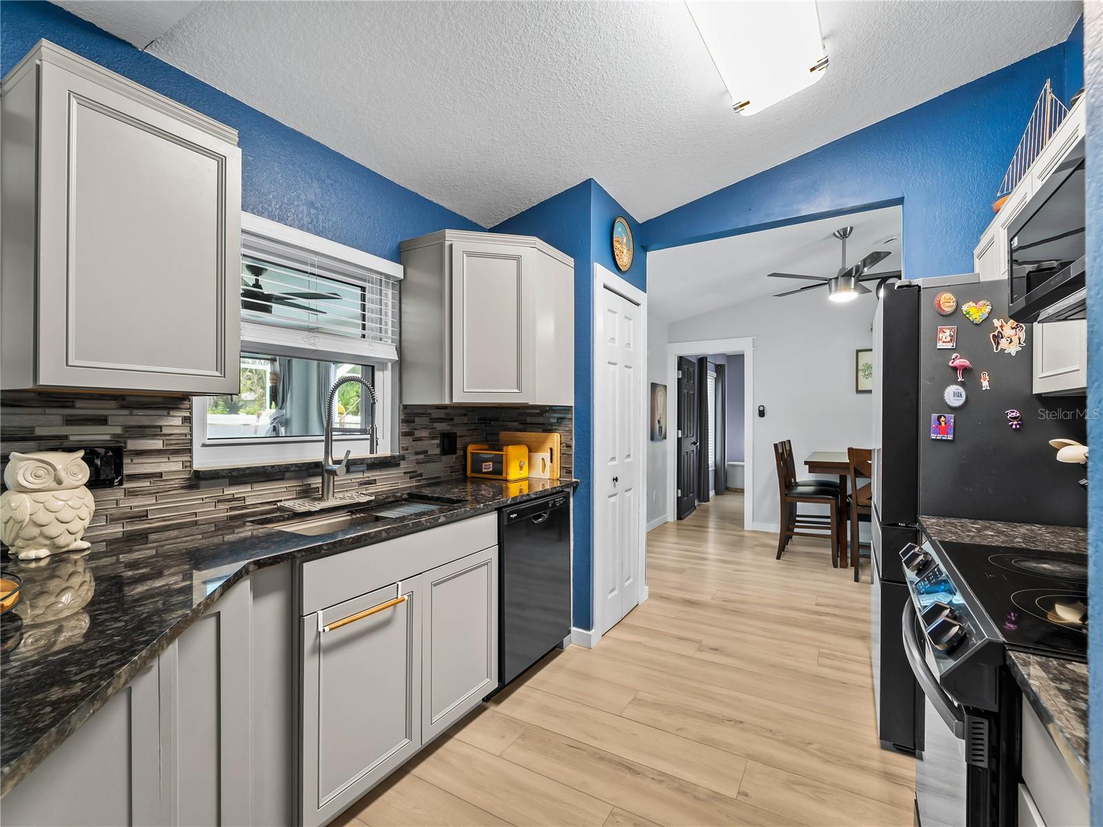 1729 Milan St Property Photo 12