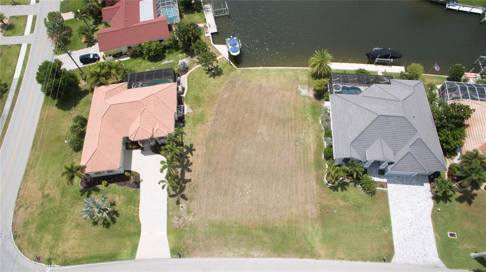 507 Madrid Blvd Property Photo 14