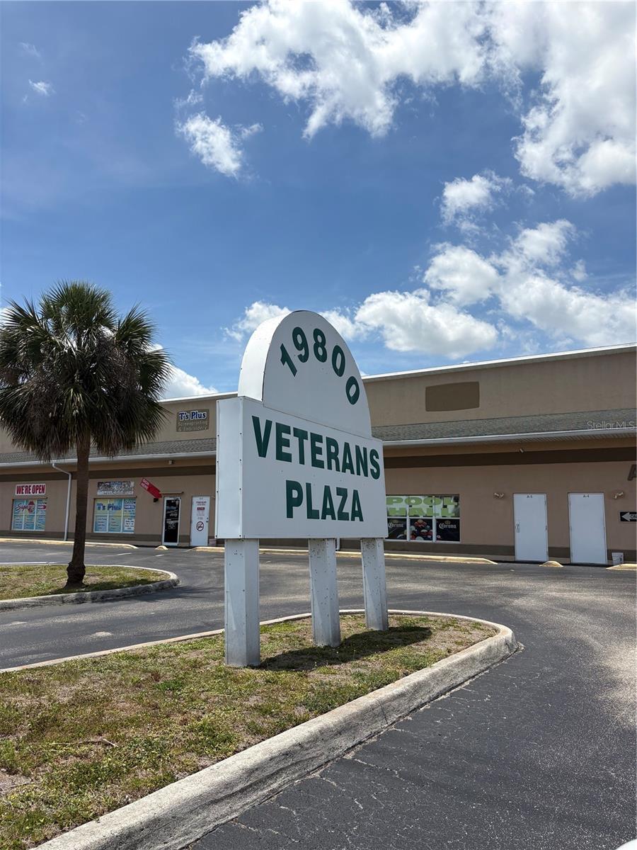 19800 Veterans Blvd #d7 Property Photo 1