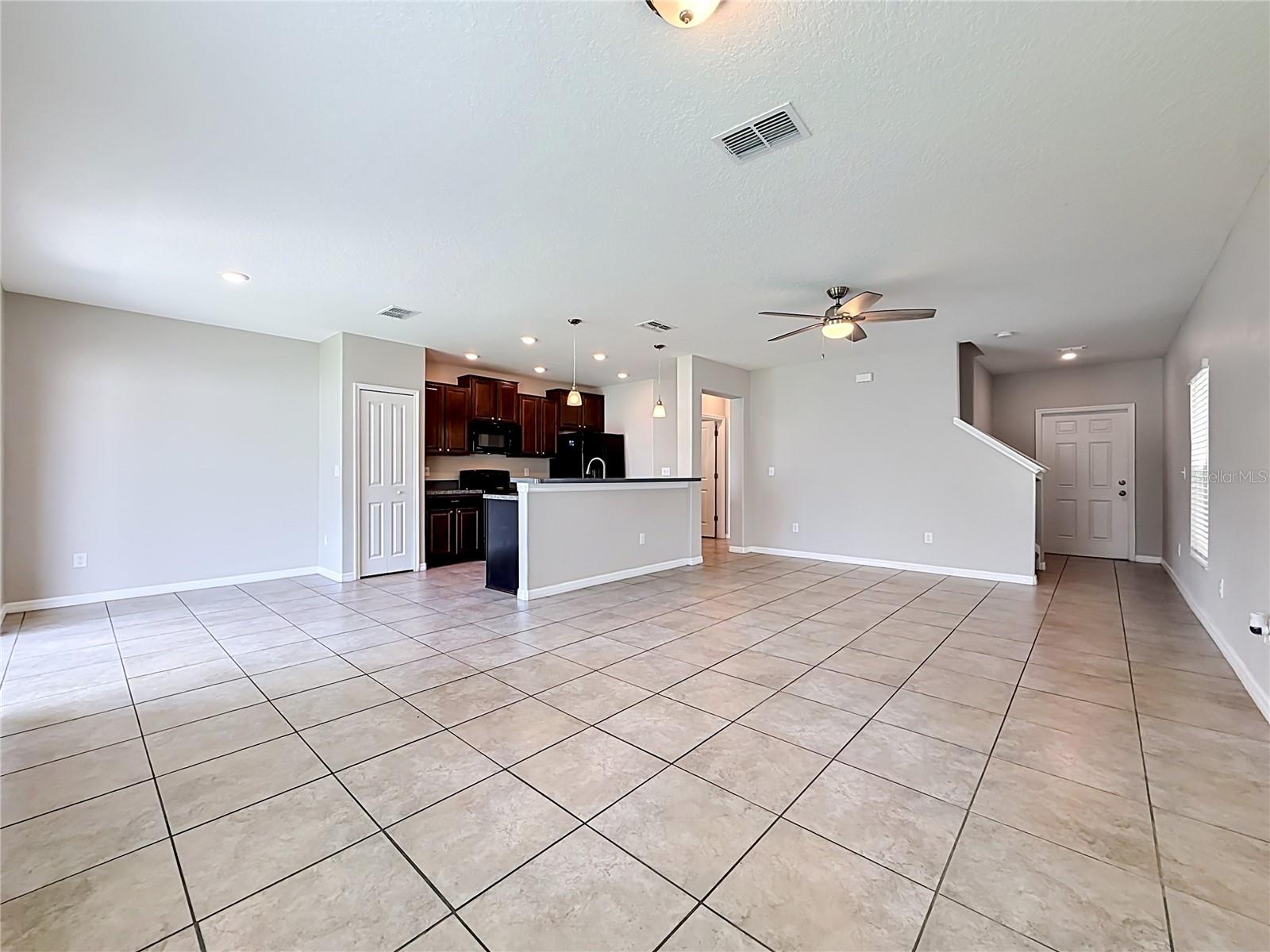 7405 Evening Primrose Ct Property Photo 11