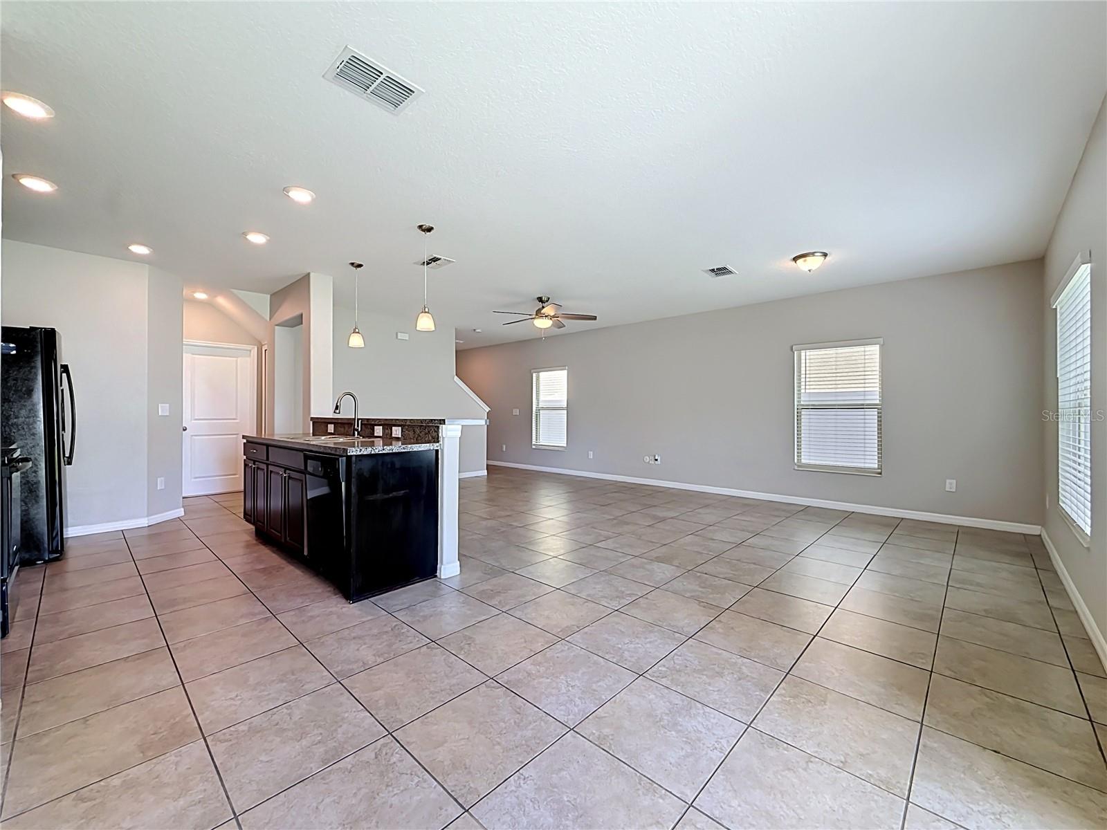 7405 Evening Primrose Ct Property Photo 12