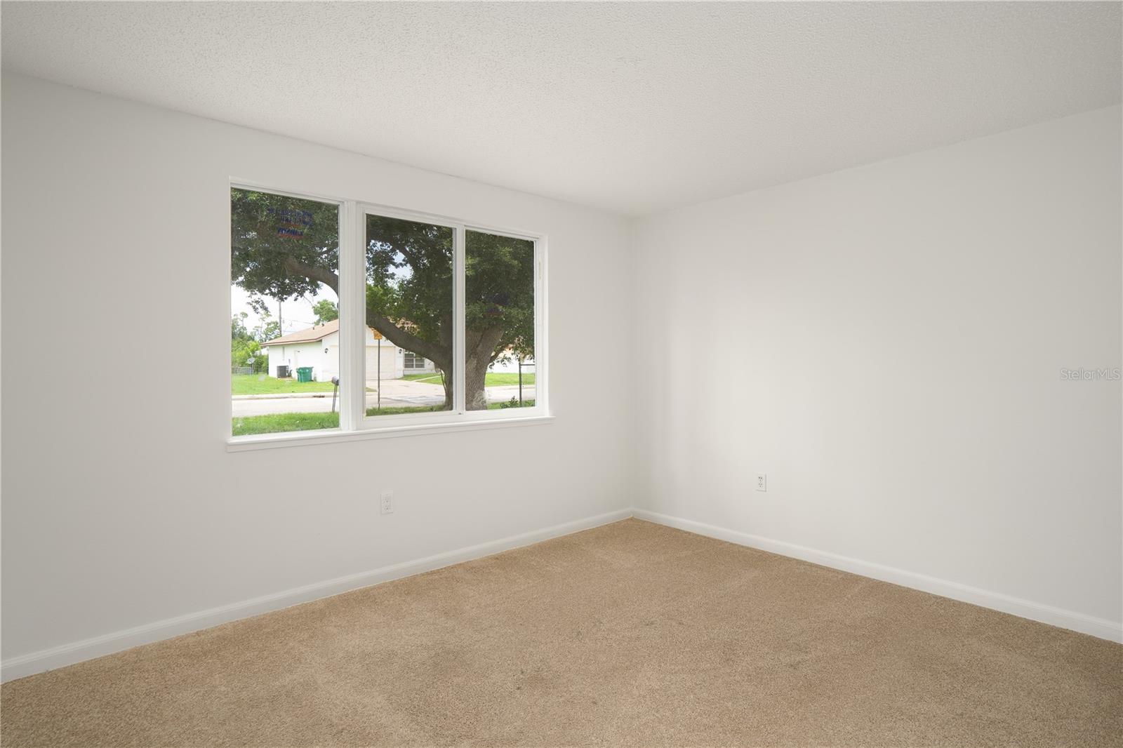 22291 Westchester Blvd #301 Property Photo 11