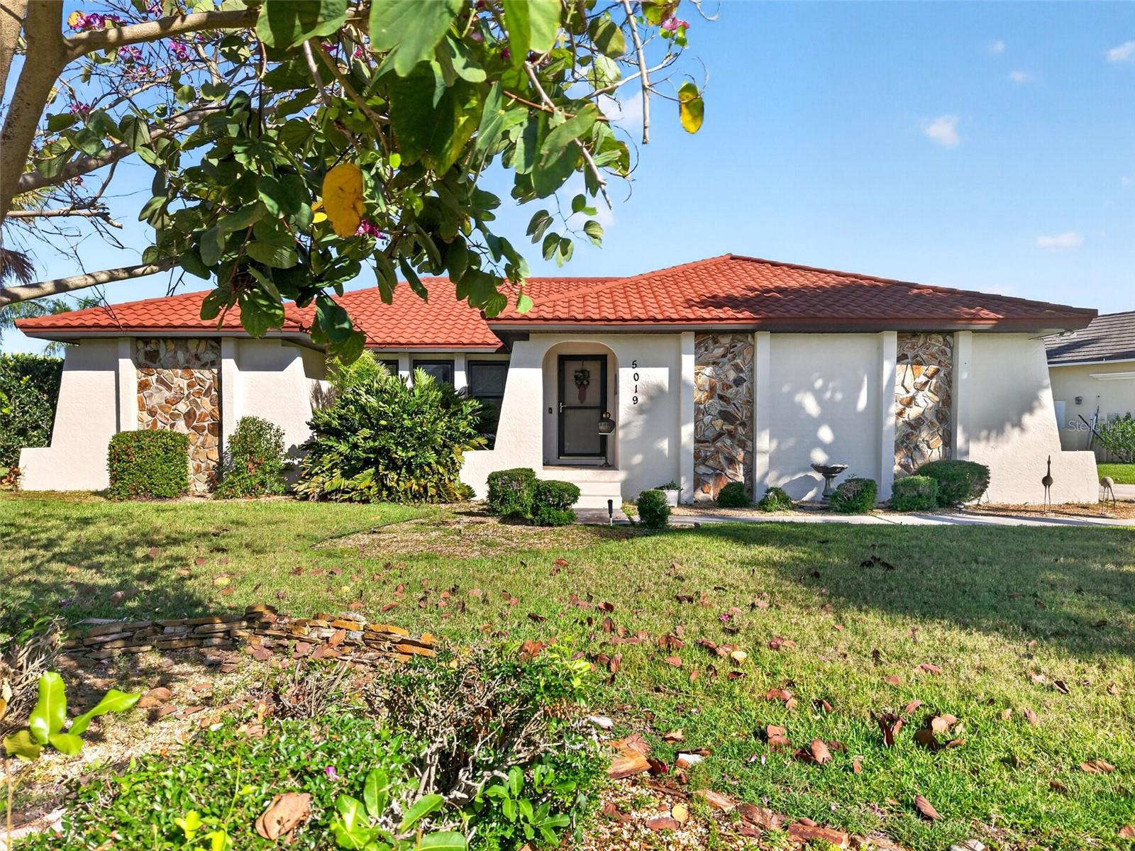 5019 San Massimo Dr Property Photo 2