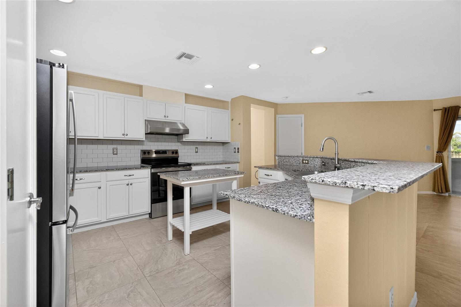 17200 Nile Ct Property Photo 15