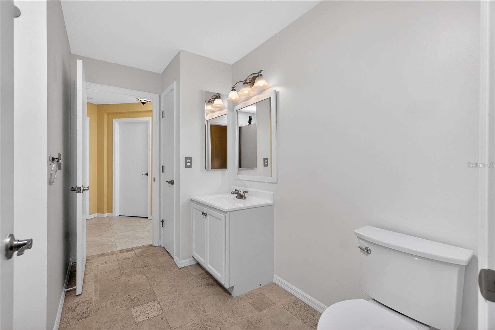 17200 Nile Ct Property Photo 23