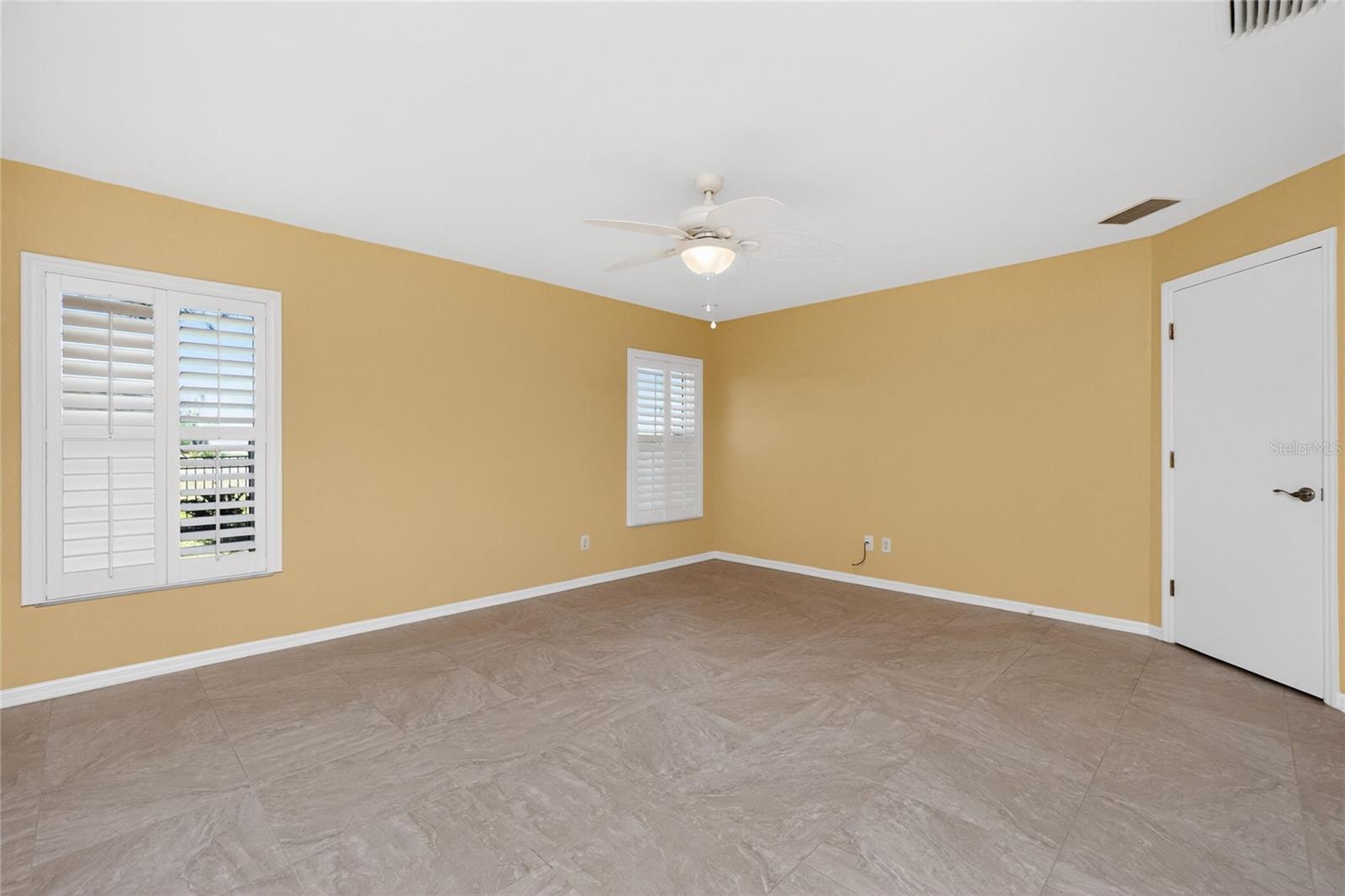 17200 Nile Ct Property Photo 30