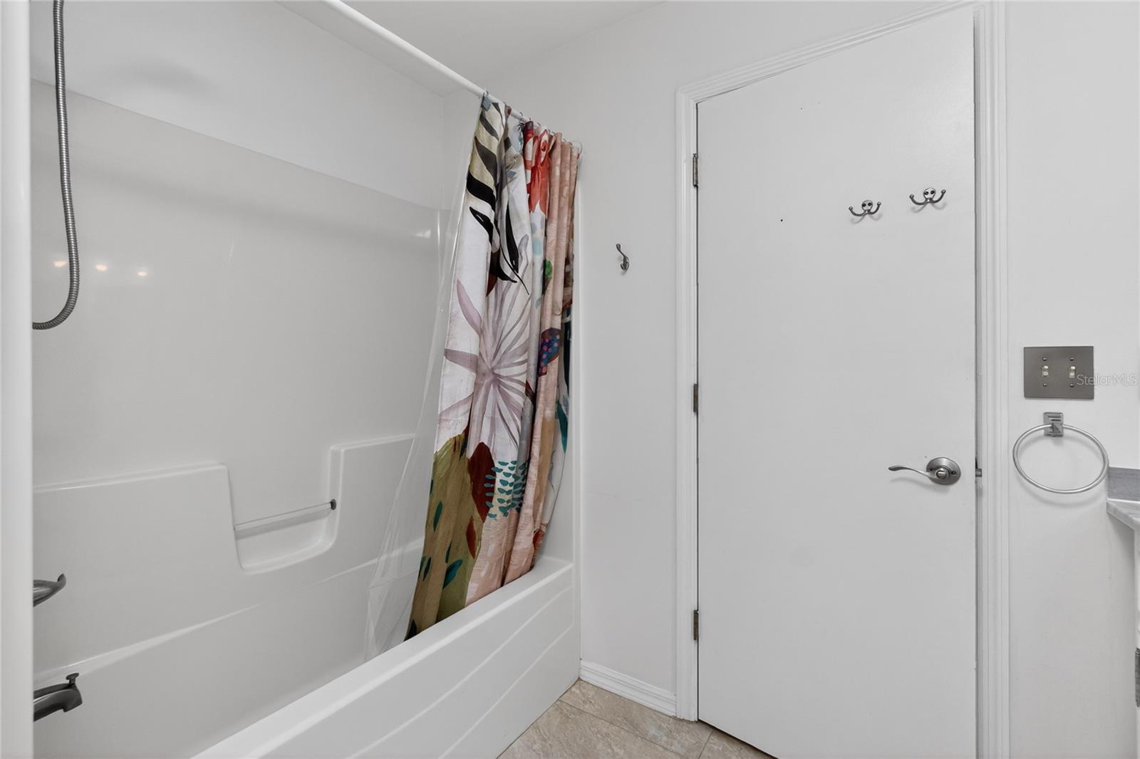 17200 Nile Ct Property Photo 34