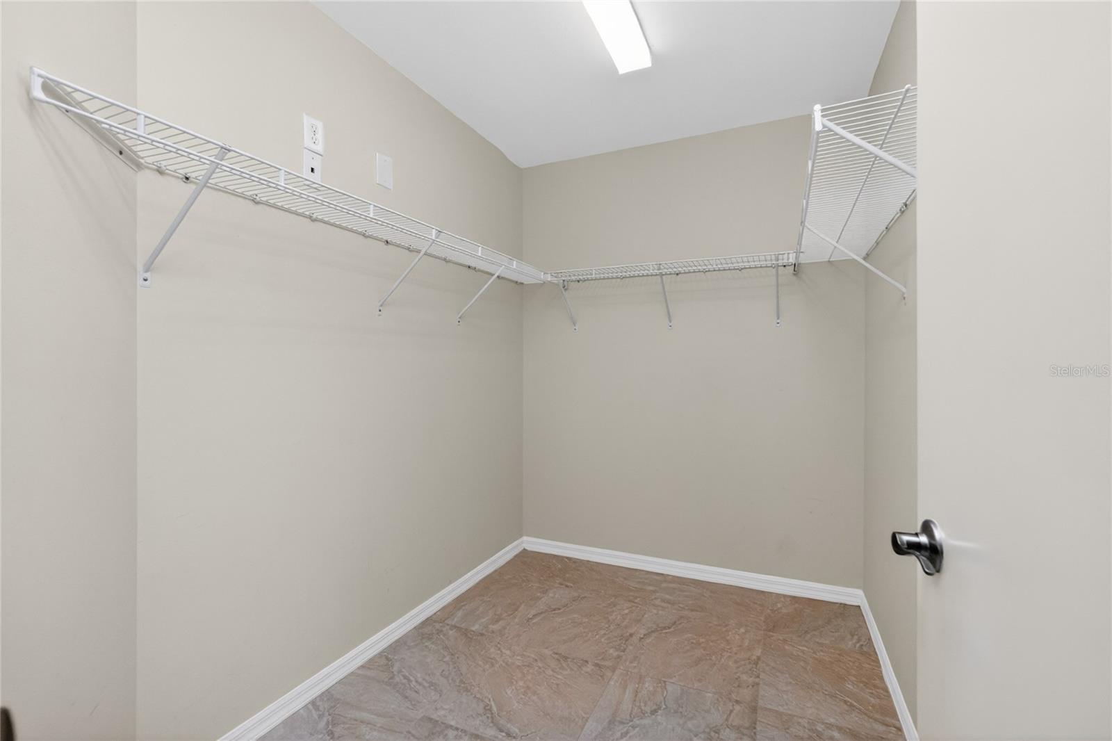 17200 Nile Ct Property Photo 35