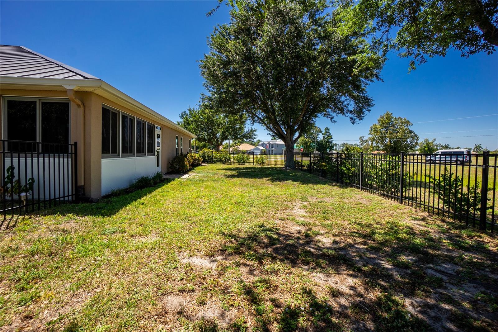 17200 Nile Ct Property Photo 48