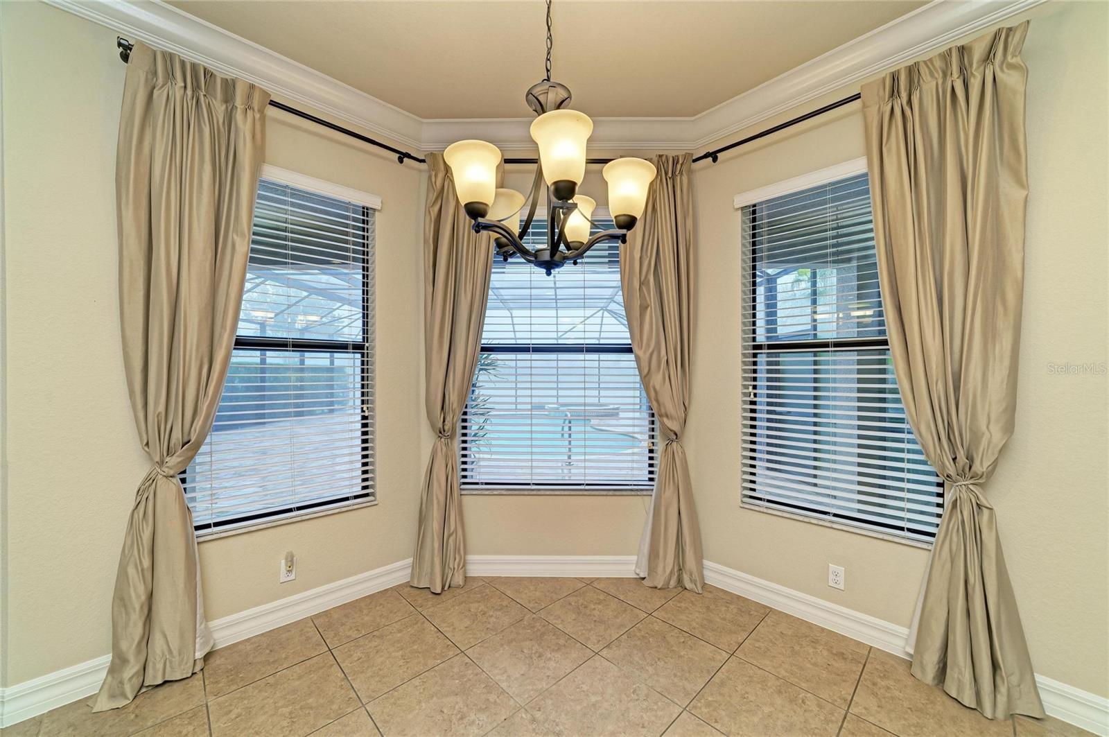3701 Pleasant Springs Dr Property Photo 21