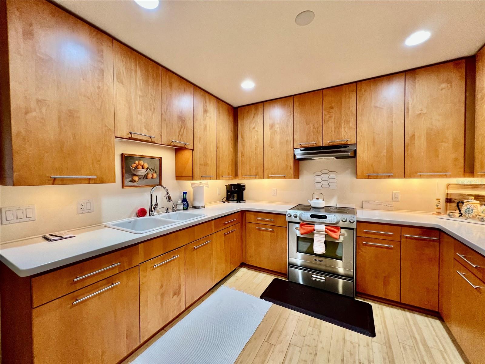 3220 Southshore Dr #23c Property Photo 18