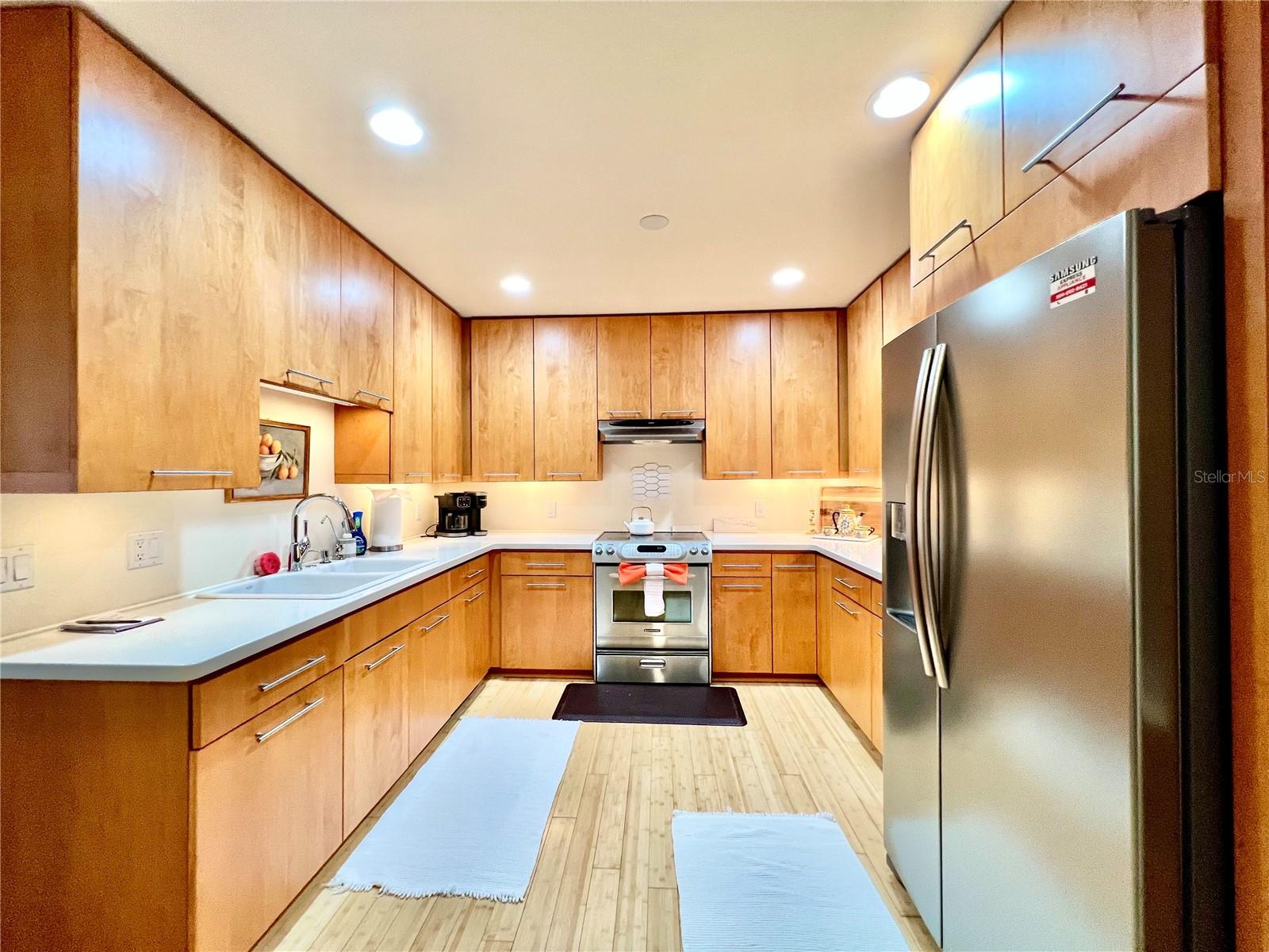 3220 Southshore Dr #23c Property Photo 19
