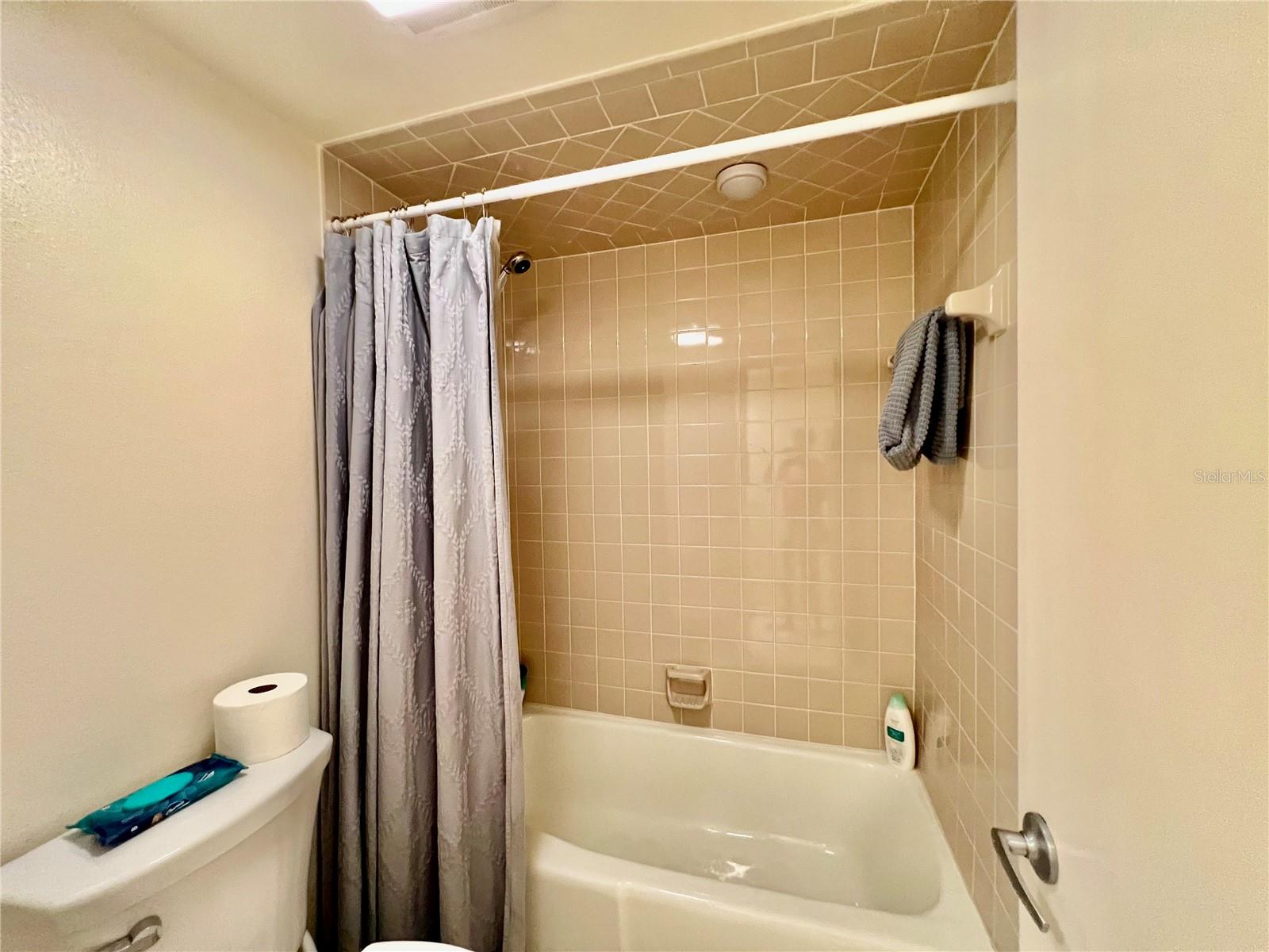 3220 Southshore Dr #23c Property Photo 39