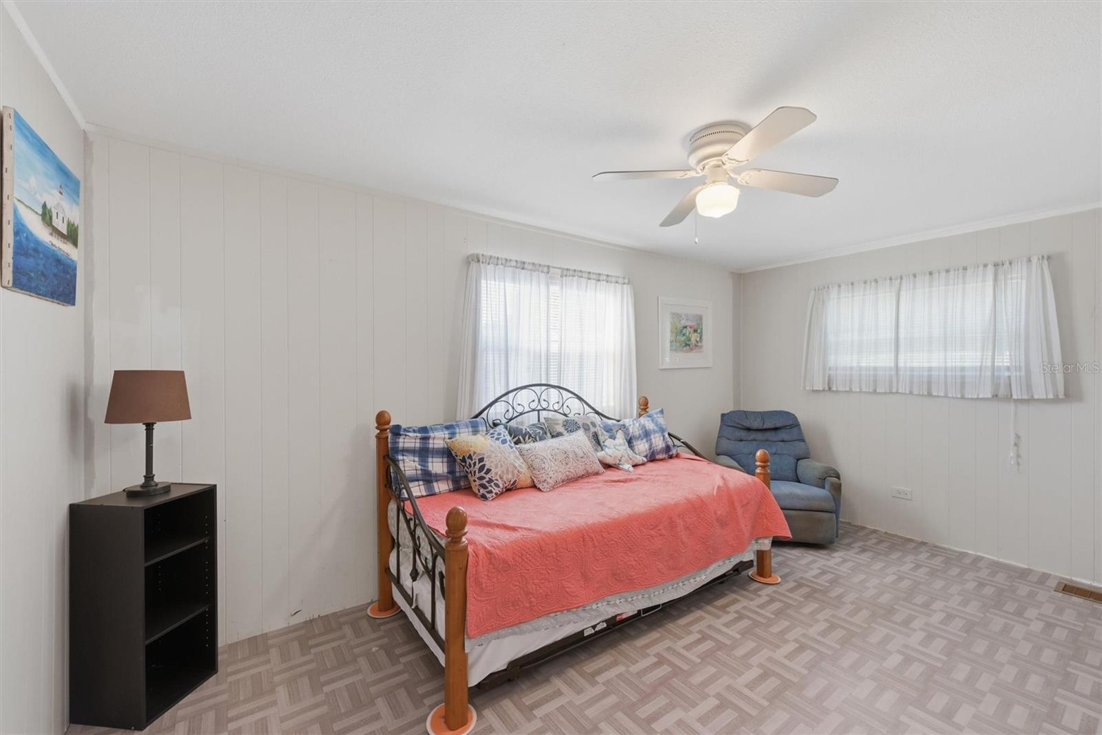 24437 Harborview Rd #5 Property Photo 30
