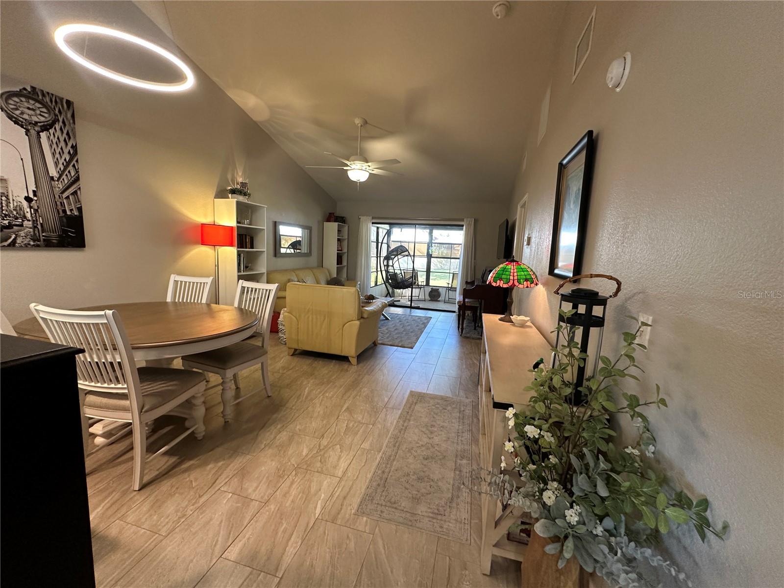5480 Brassy Loop Property Photo 4