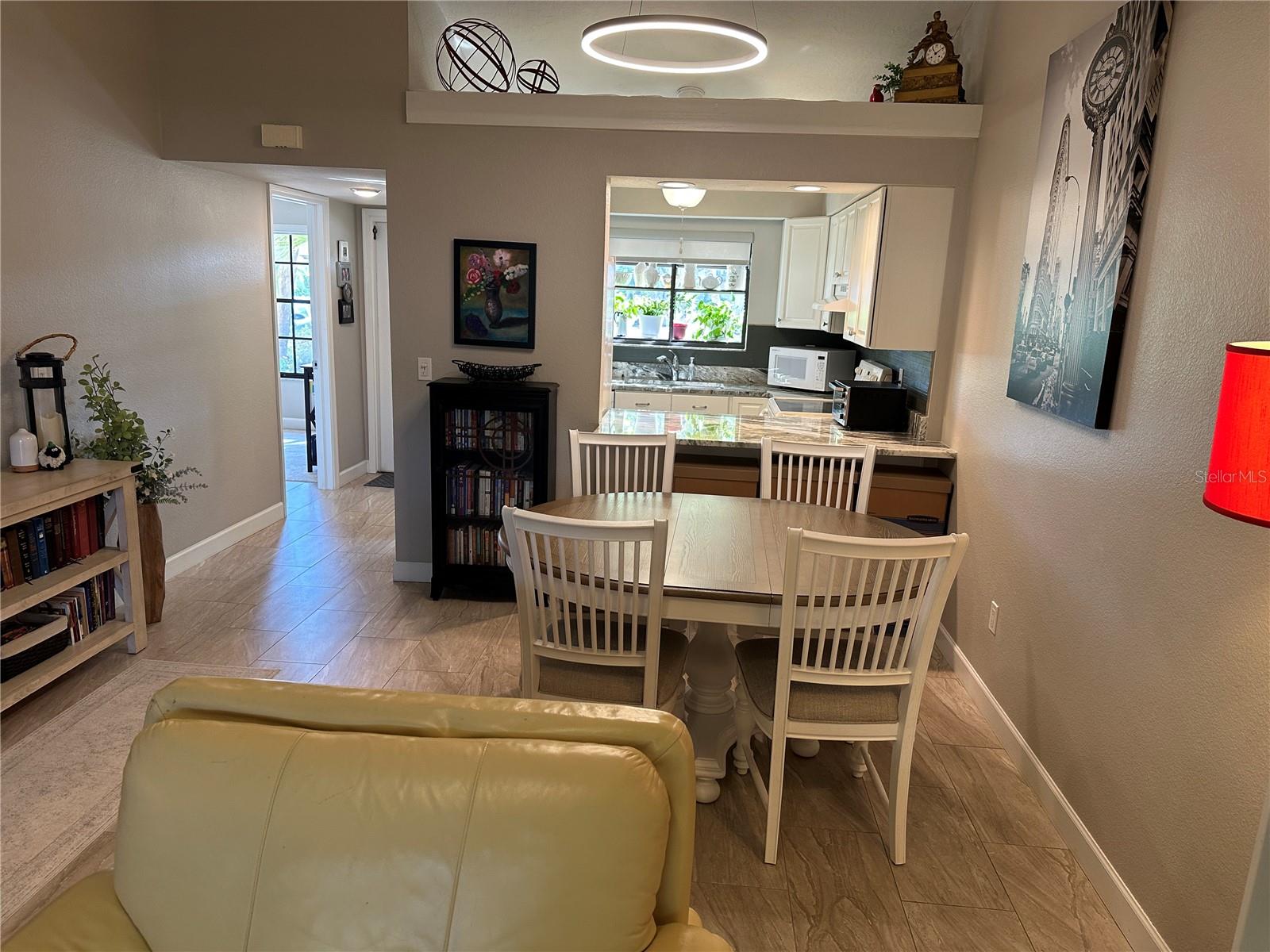 5480 Brassy Loop Property Photo 6