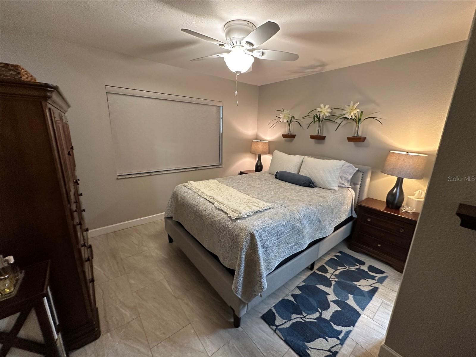 5480 Brassy Loop Property Photo 9