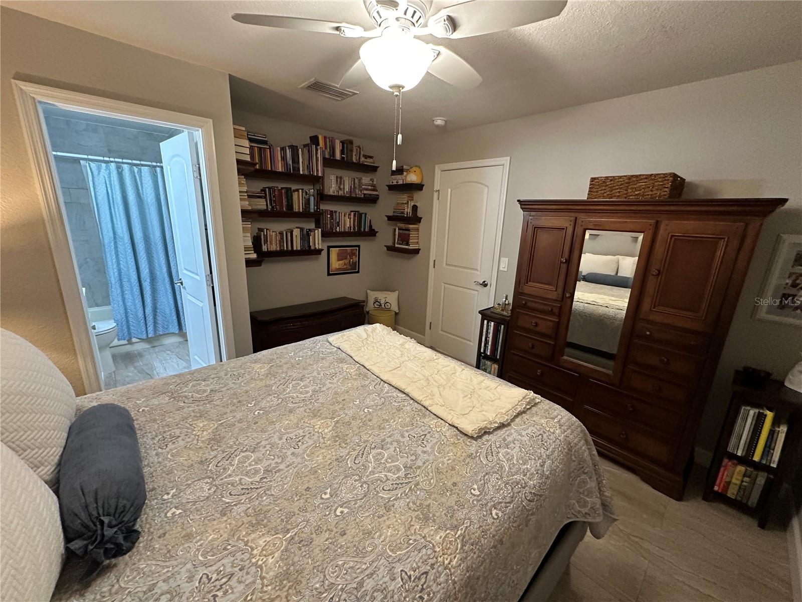 5480 Brassy Loop Property Photo 10