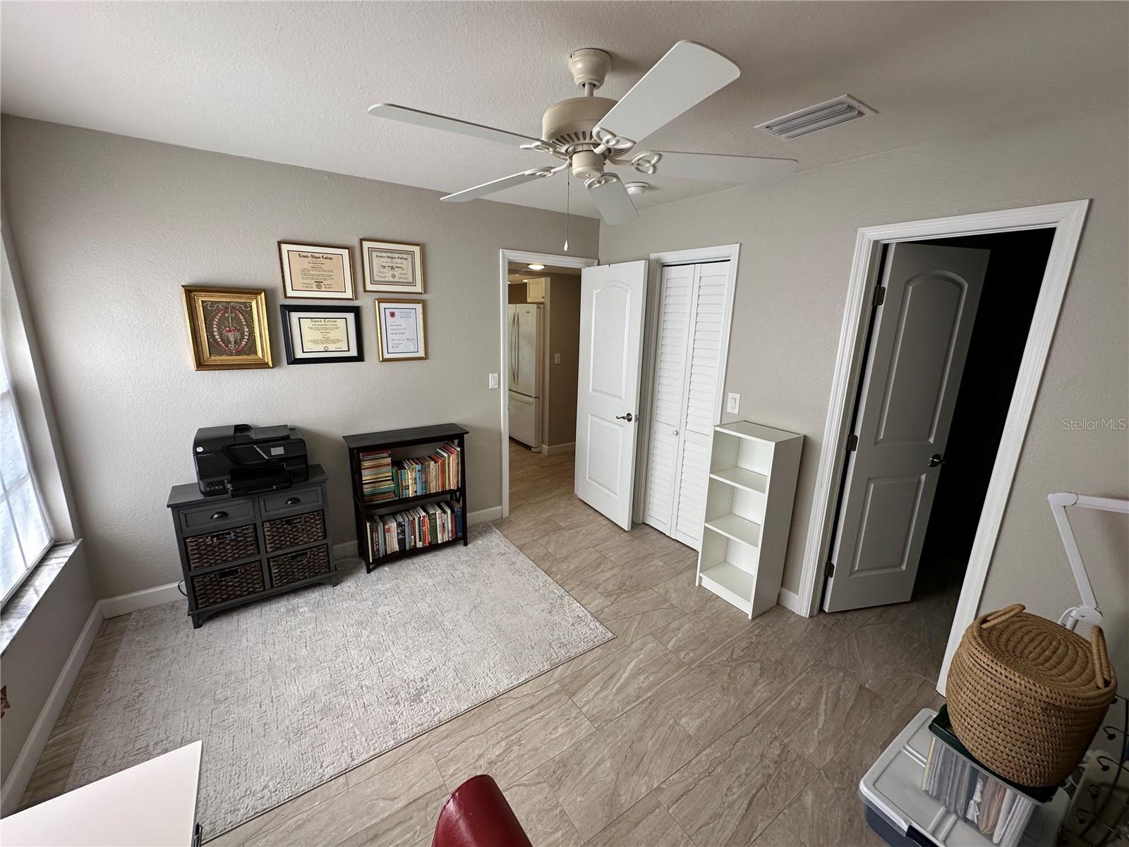 5480 Brassy Loop Property Photo 15