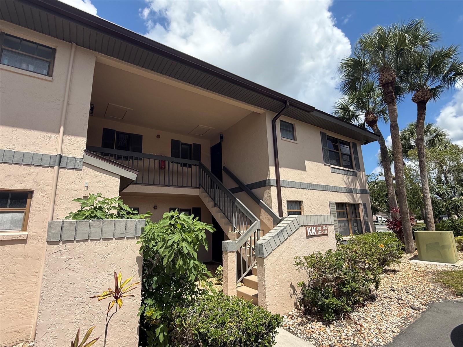 19505 Quesada Ave #kk204 Property Photo 2