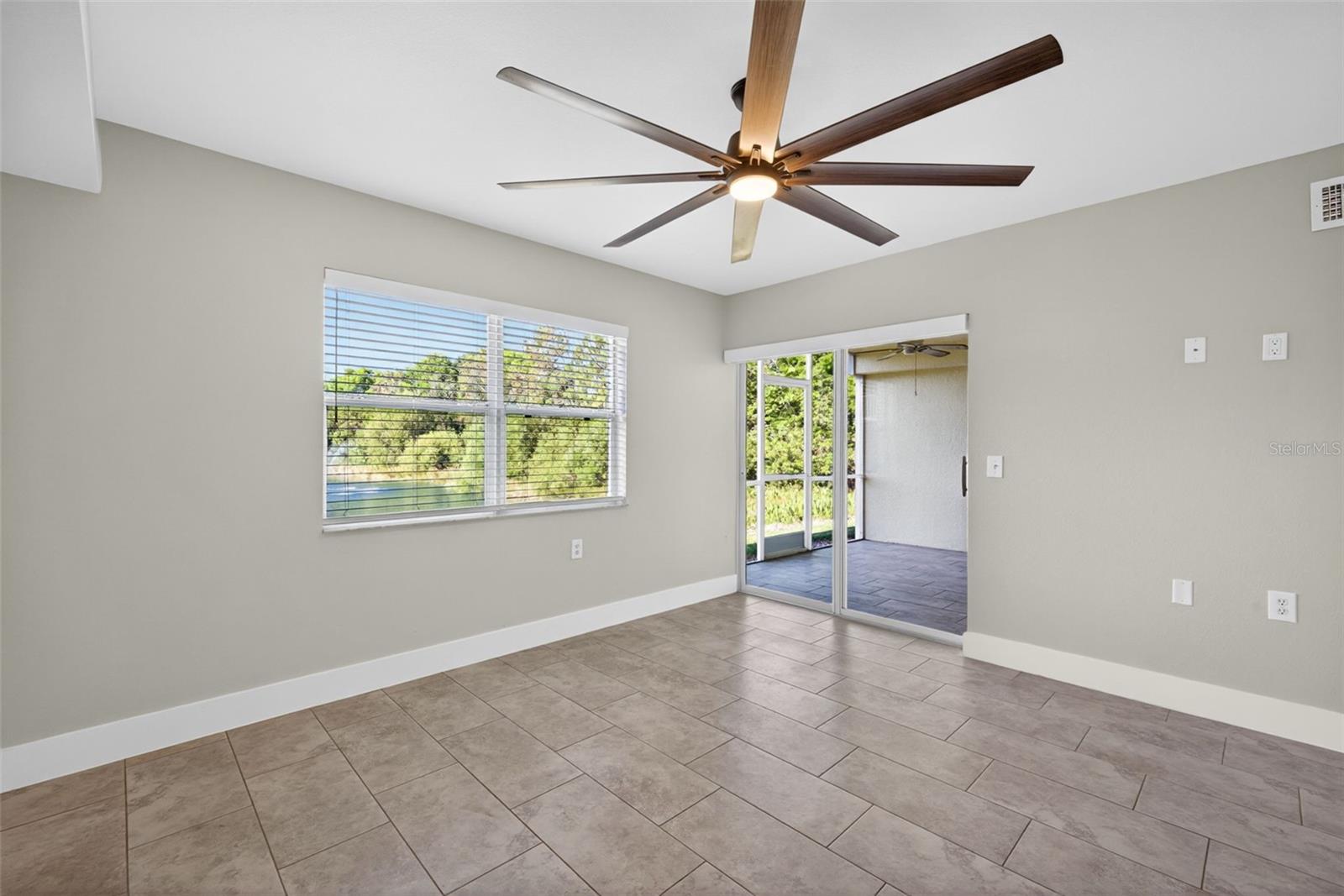 4910 Cougar Ct N #103 Property Photo 18