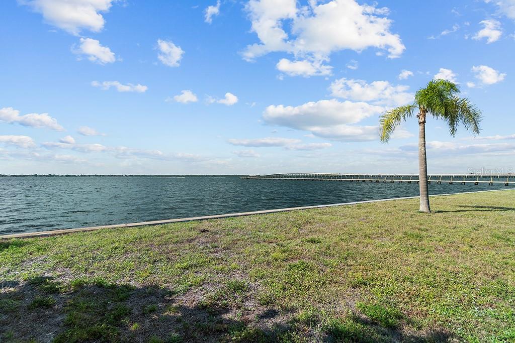 26014 Shore Dr Property Photo 5