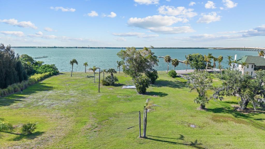 26014 Shore Dr Property Photo 16