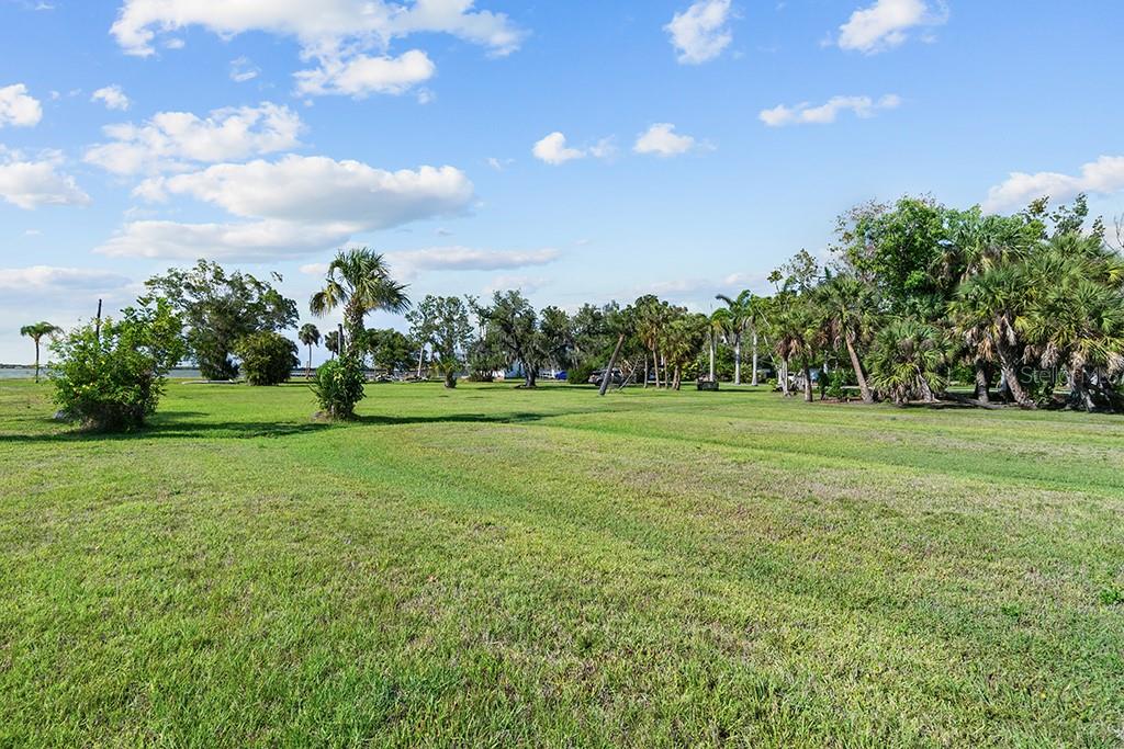 26014 Shore Dr Property Photo 20