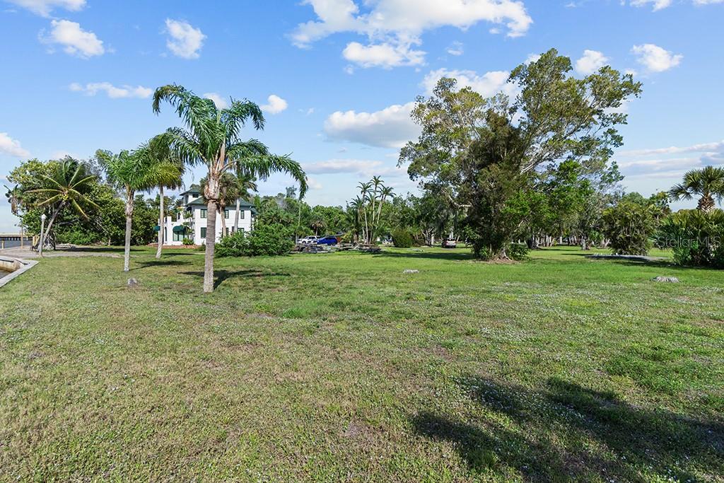 26014 Shore Dr Property Photo 34