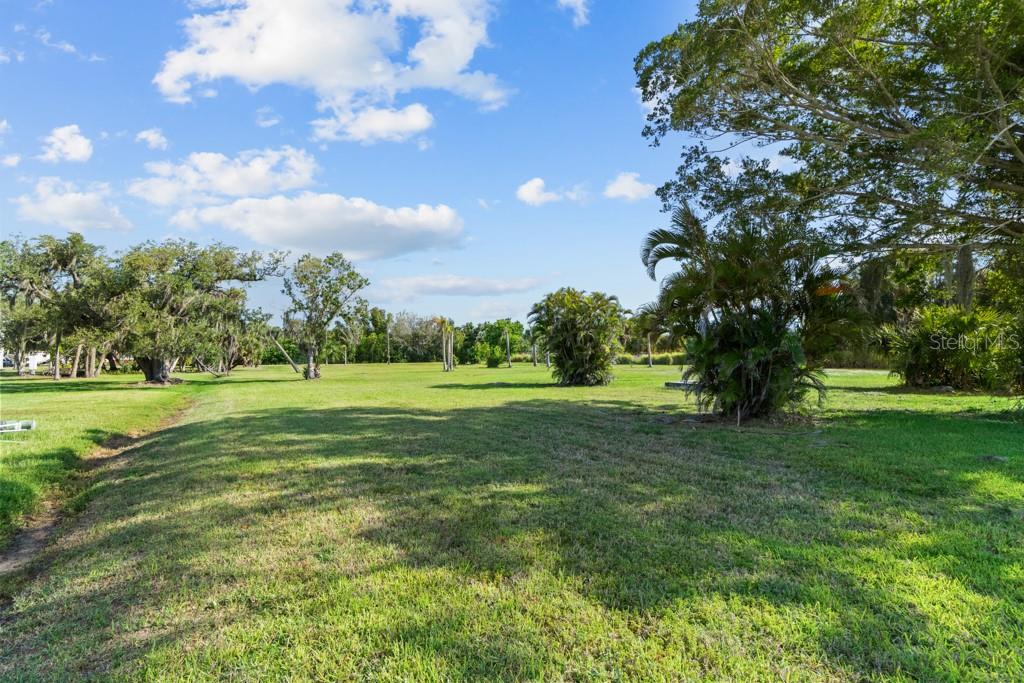 26014 Shore Dr Property Photo 38