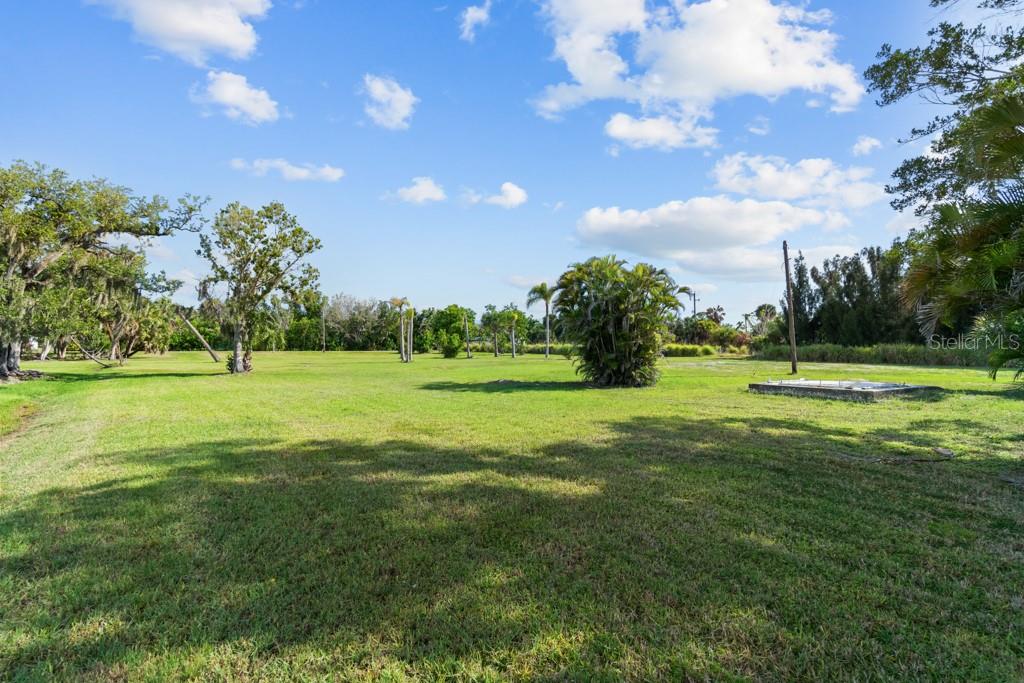 26014 Shore Dr Property Photo 40