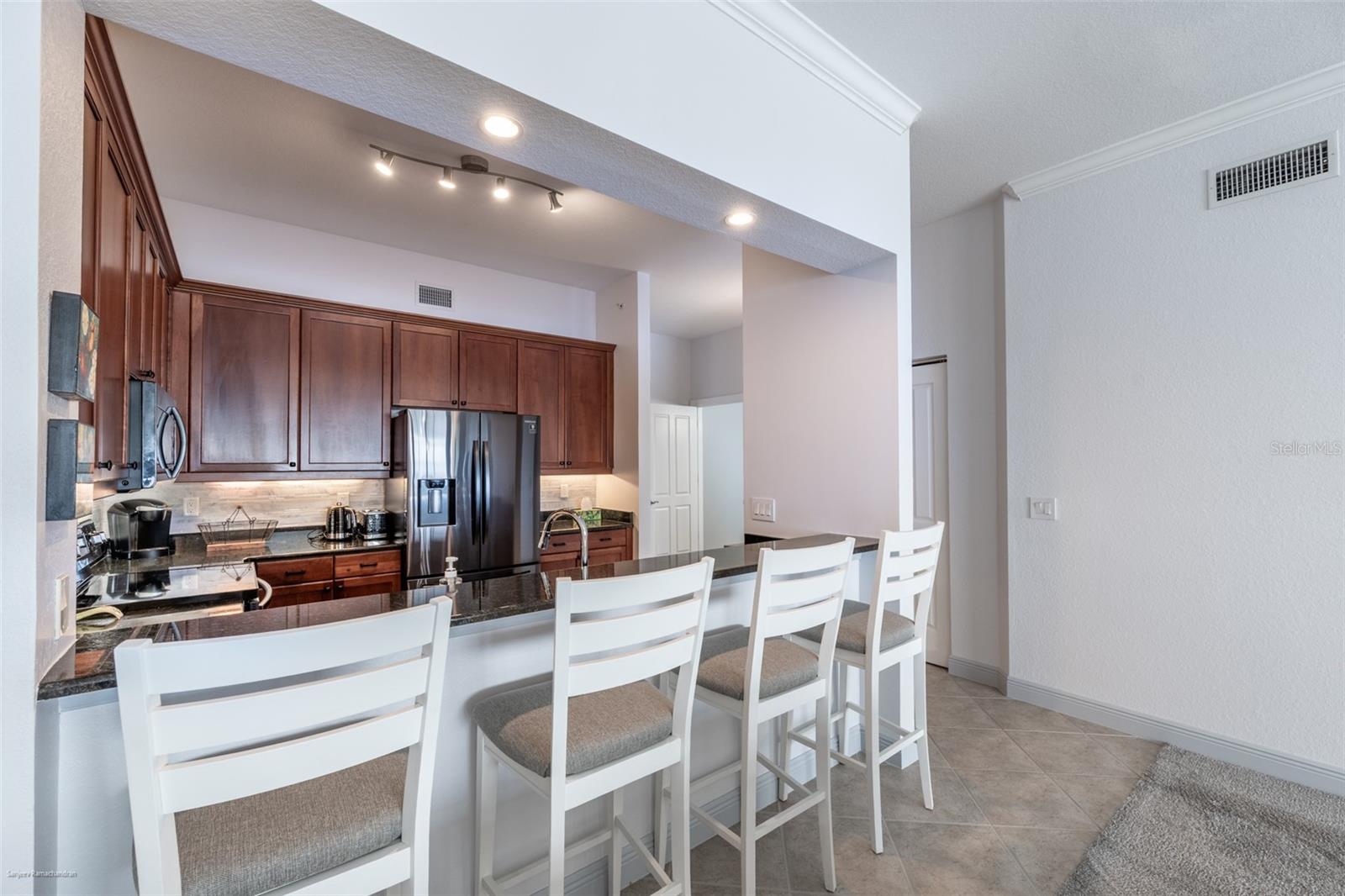 5116 Melbourne St #b303 Property Photo 9