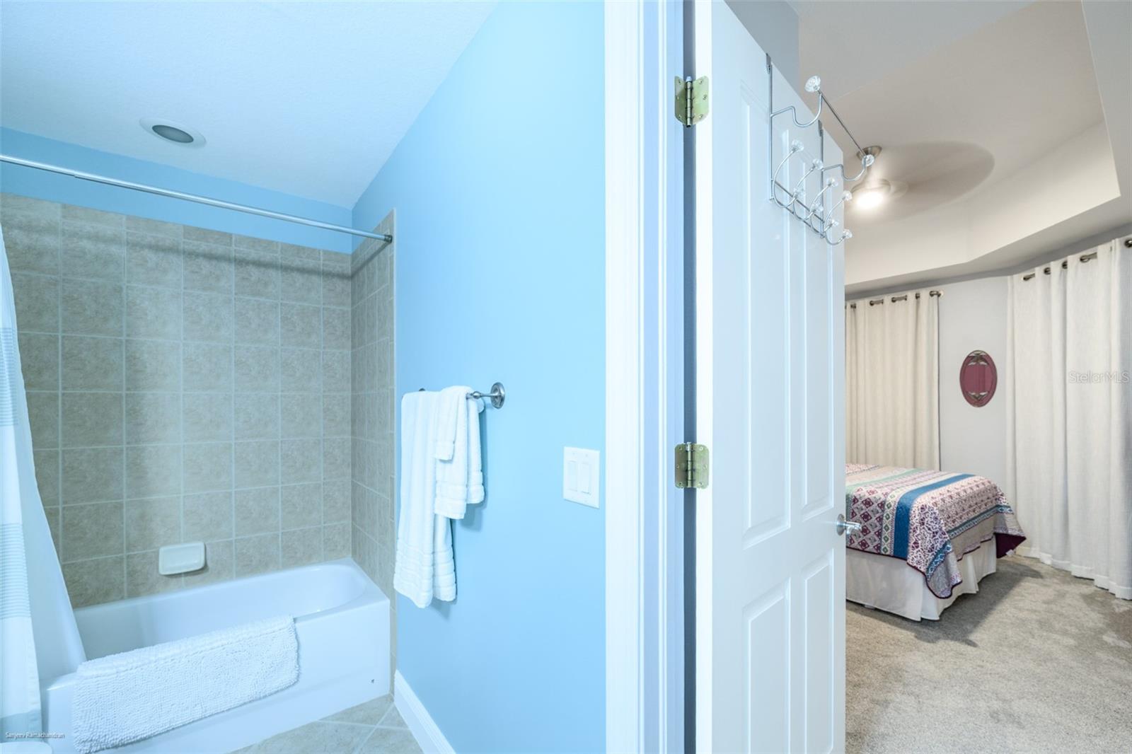 5116 Melbourne St #b303 Property Photo 40