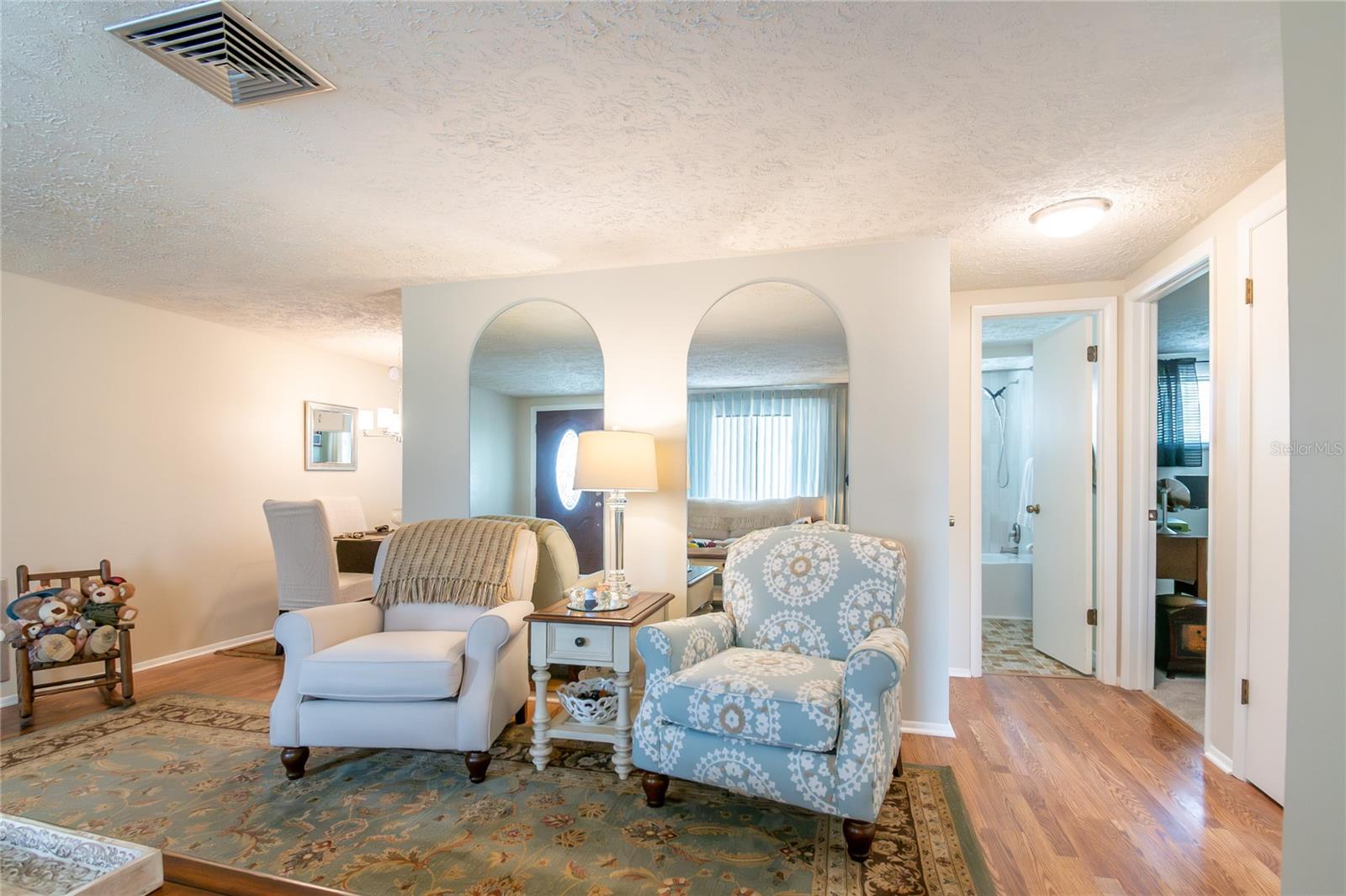 6710 Ranchwood Loop Property Photo 4
