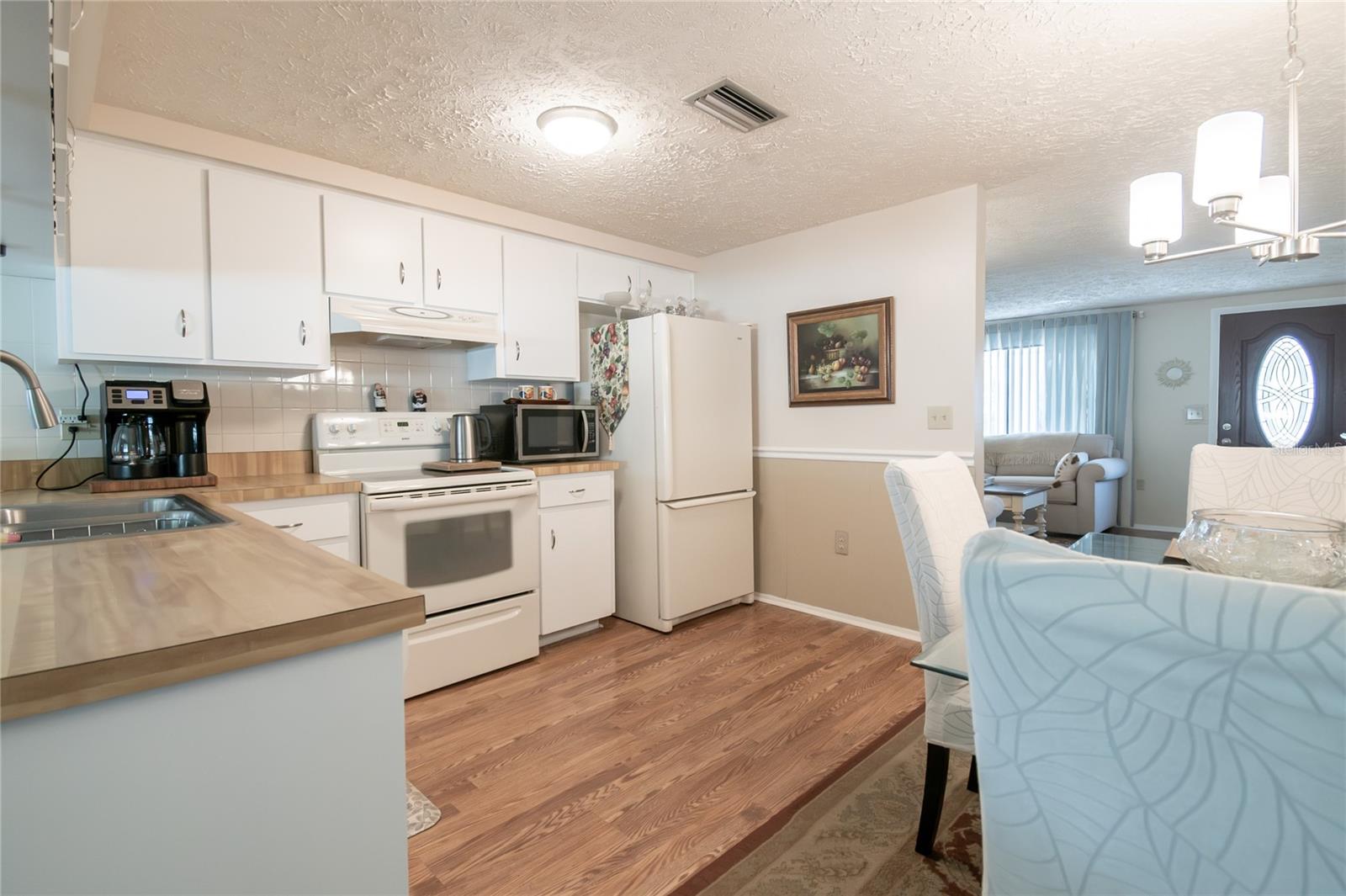 6710 Ranchwood Loop Property Photo 12