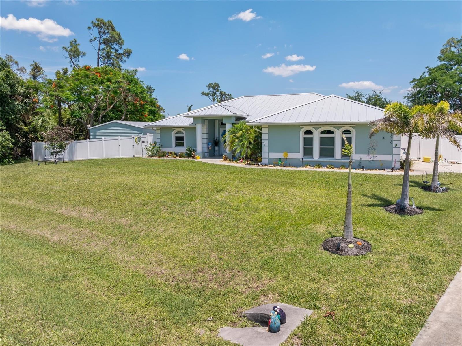 1636 Glenan Rd Property Photo 49
